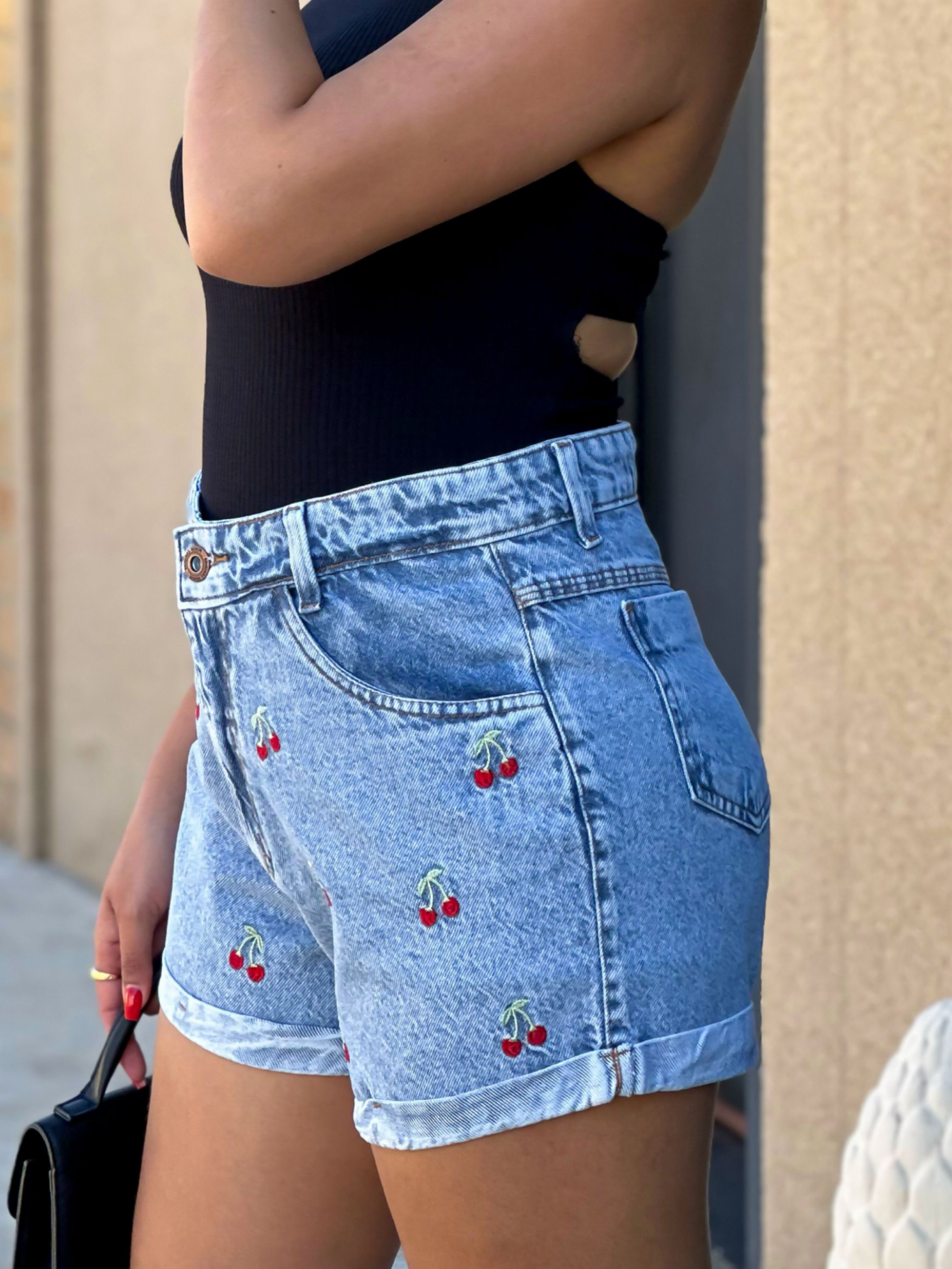 5006 kissmelady short jeans feminina mom bordado - Kiss Me Lady | ZAX