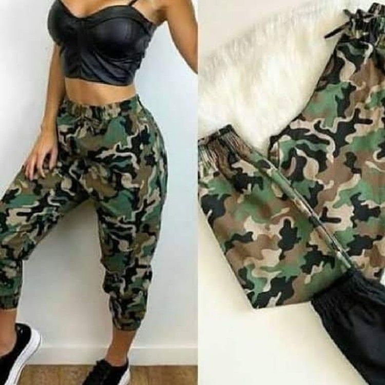 Calça fashion camuflada no brás