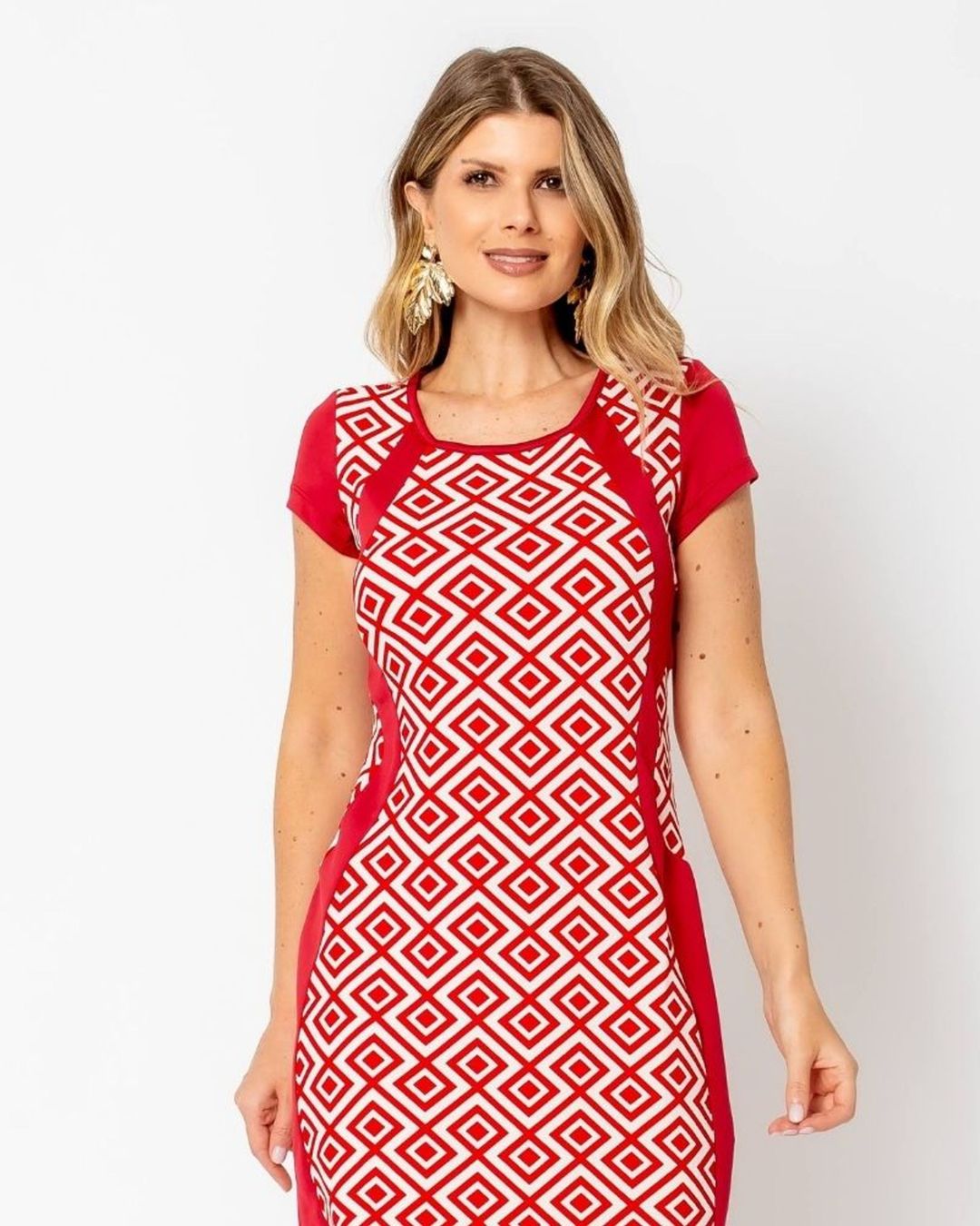 VESTIDO CURTO DE MALHA CREPON VERMELHO