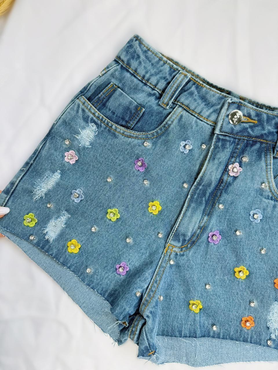 Short Jeans Feminino Bordado Flores Pedraria Pedrinhas Com Bolso