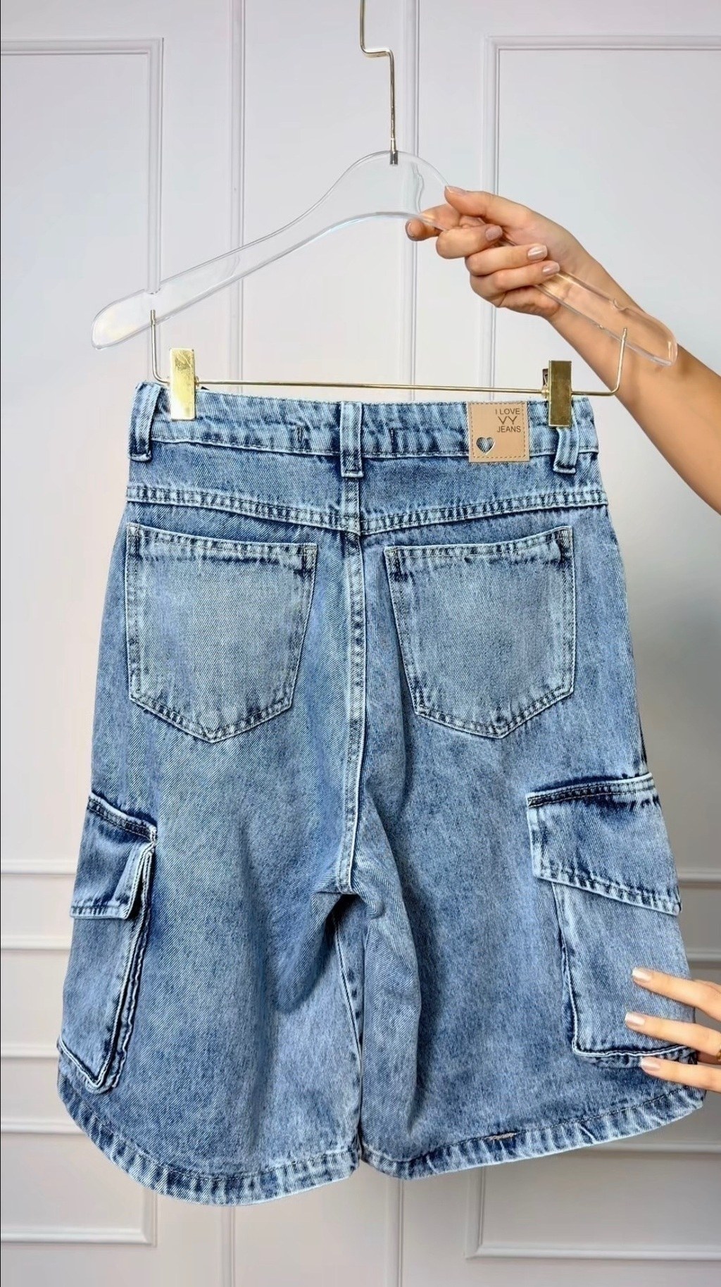 Bermuda Jeans Feminina Cargo Bolsos Laterais