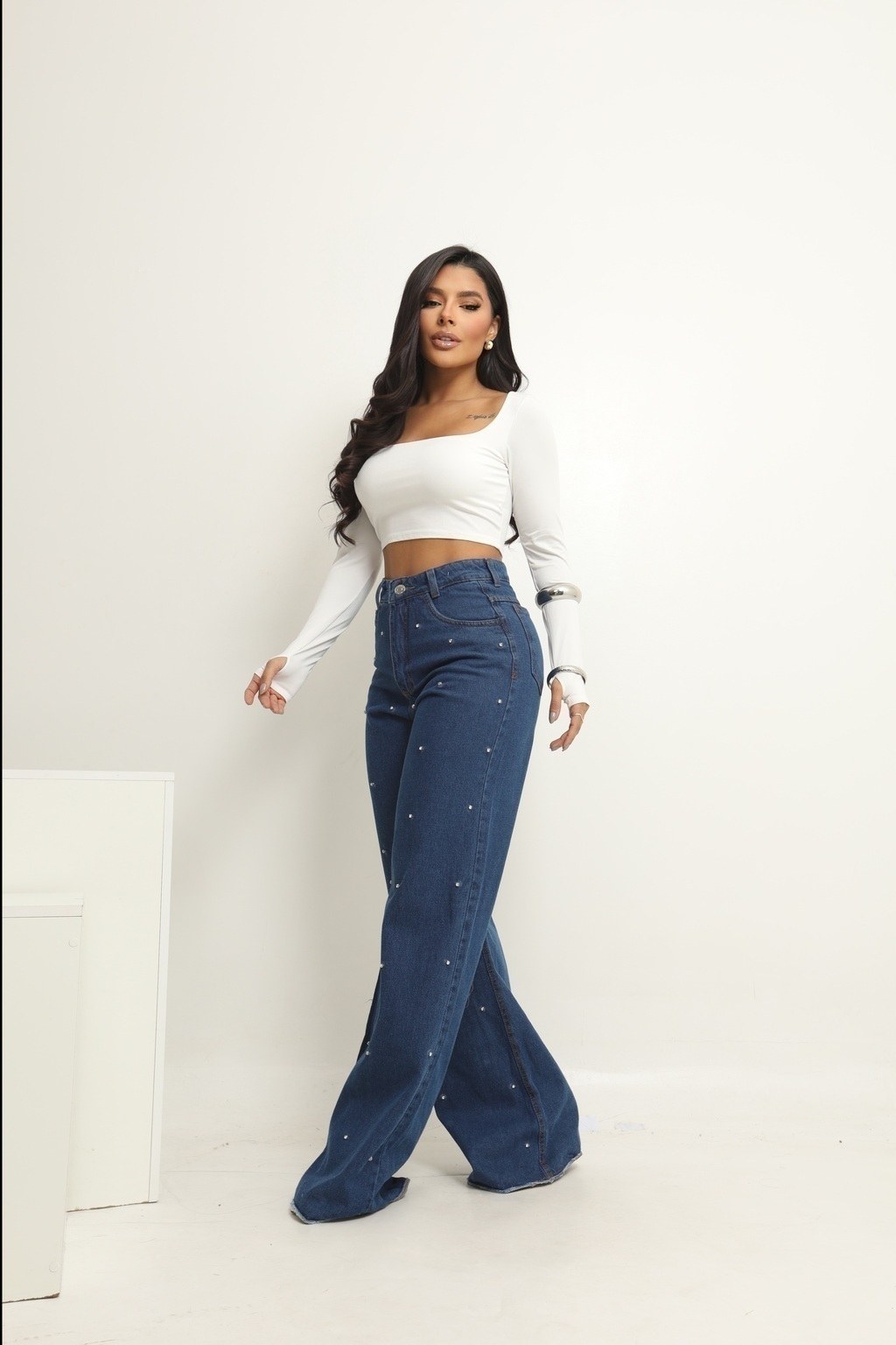 Calça Jeans Feminina Wide Leg Pedraria Pedrinhas Renata