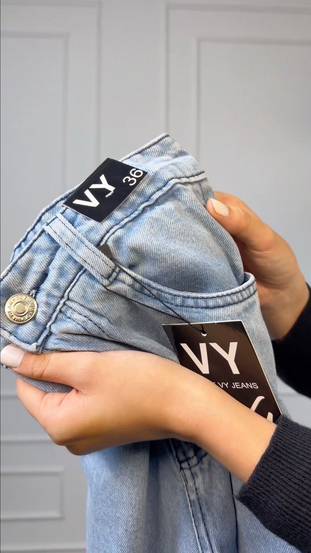 Calça Jeans Feminina Wide Leg Marmorizada Linha Azul Barra Virada