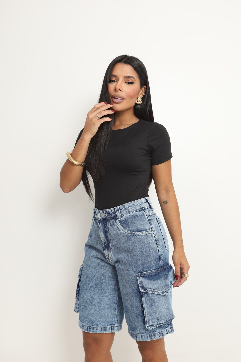 Bermuda Jeans Feminina Cargo Bolsos Laterais