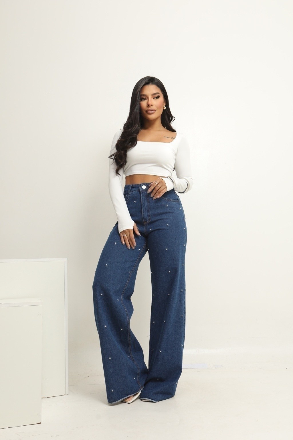 Calça Jeans Feminina Wide Leg Pedraria Pedrinhas Renata