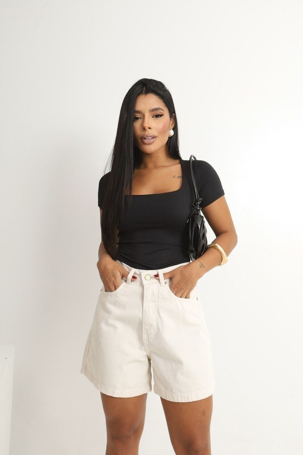 Short Feminino Bermuda Bege Jeans 100% Cintura Alta Com Bolso