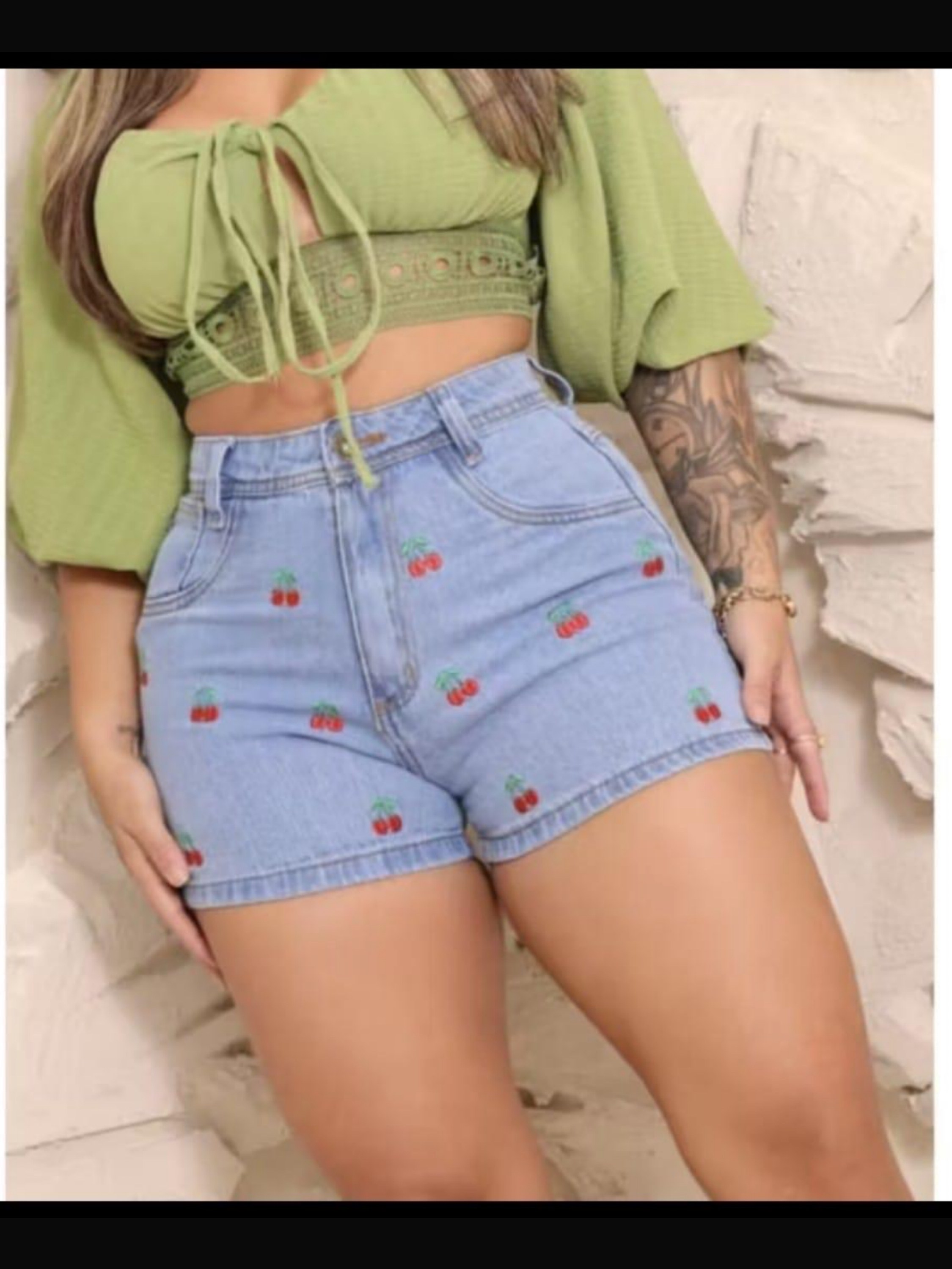 Short 100% cereja