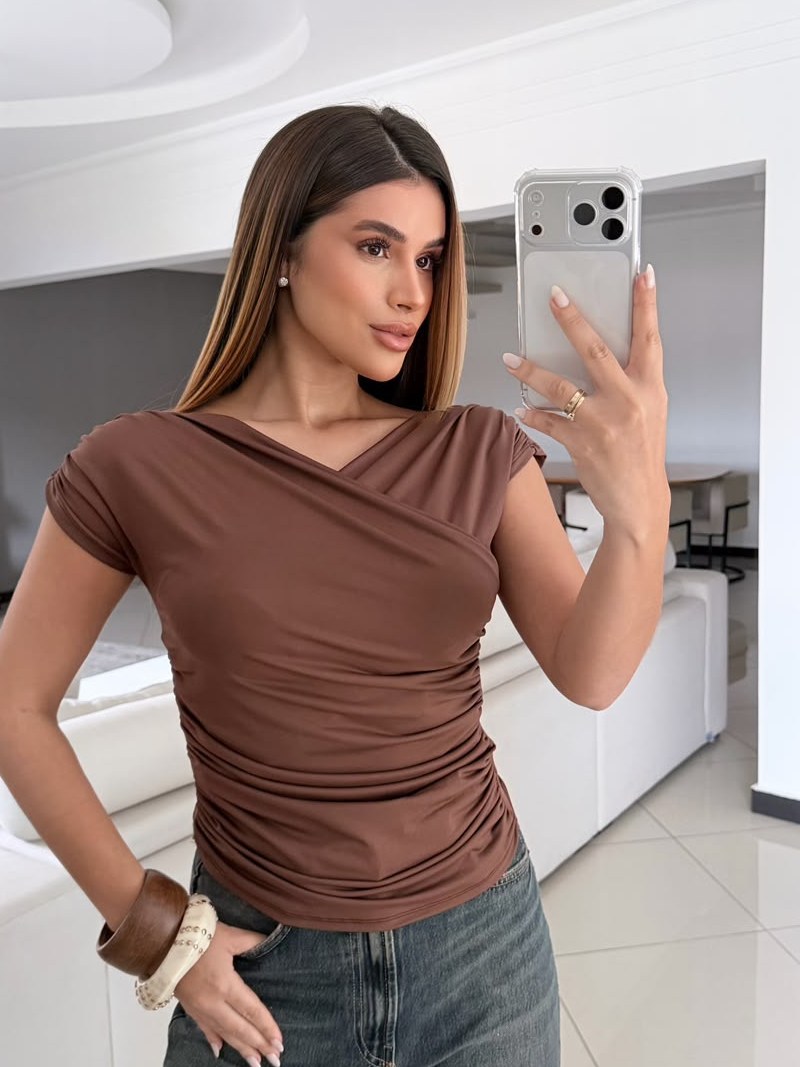 Blusa transpassada poliamida