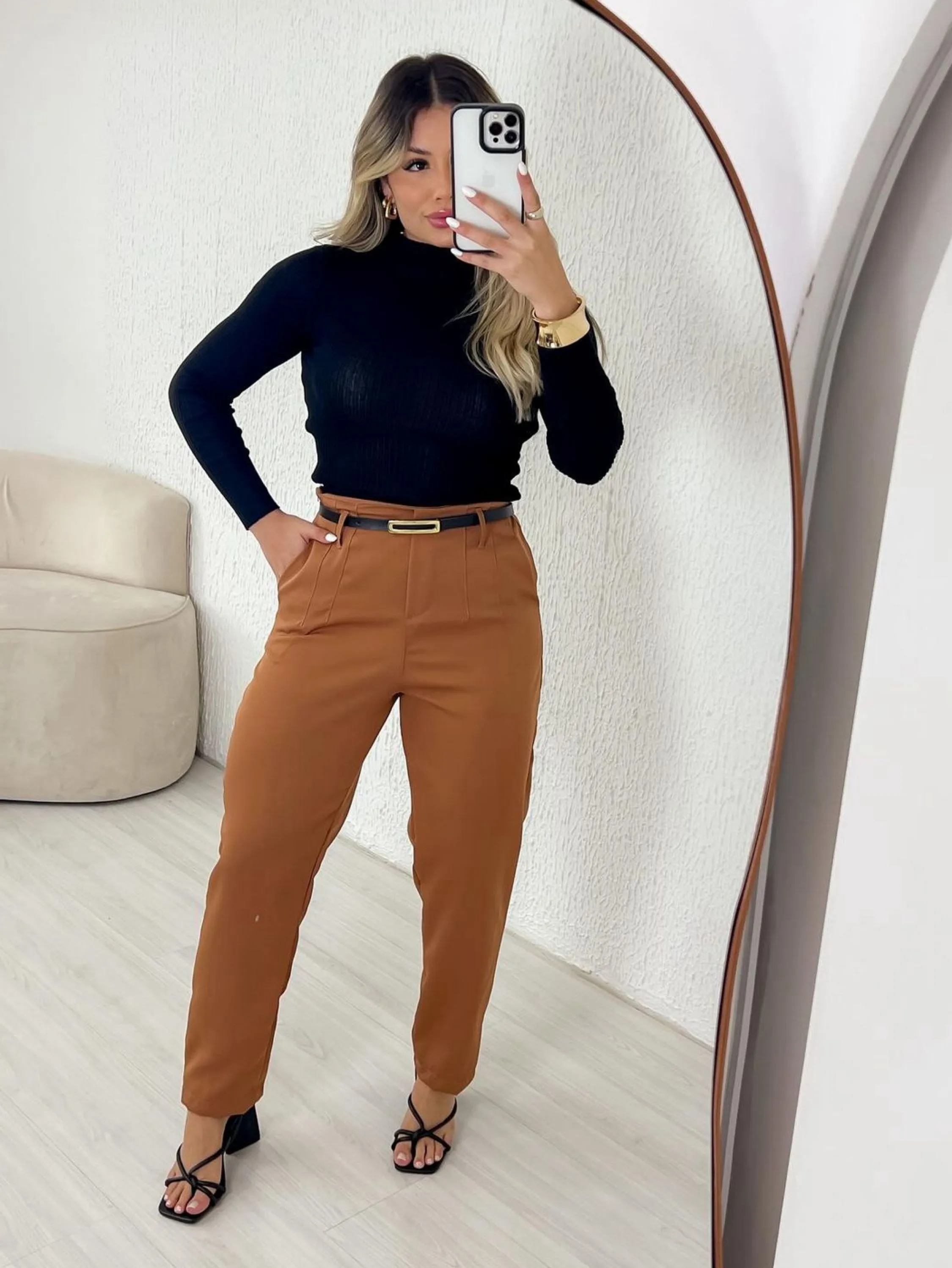 Calça Zara com Cinto