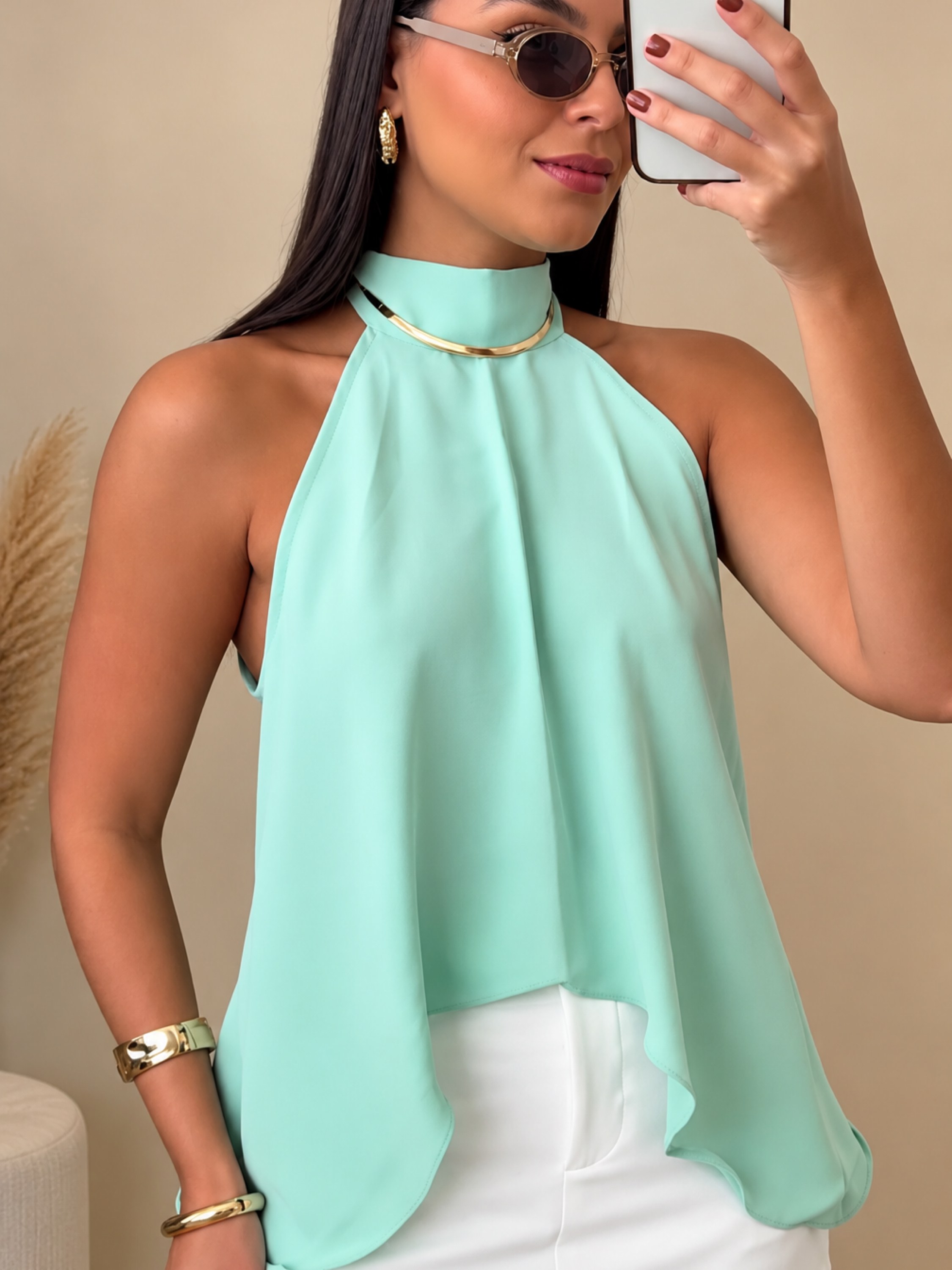 Blusa de gola elegante