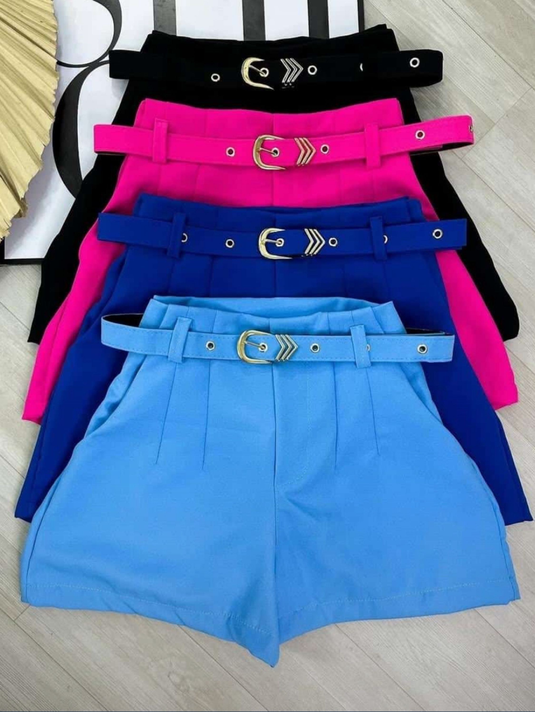 Short alfaiataria com cinto encapado