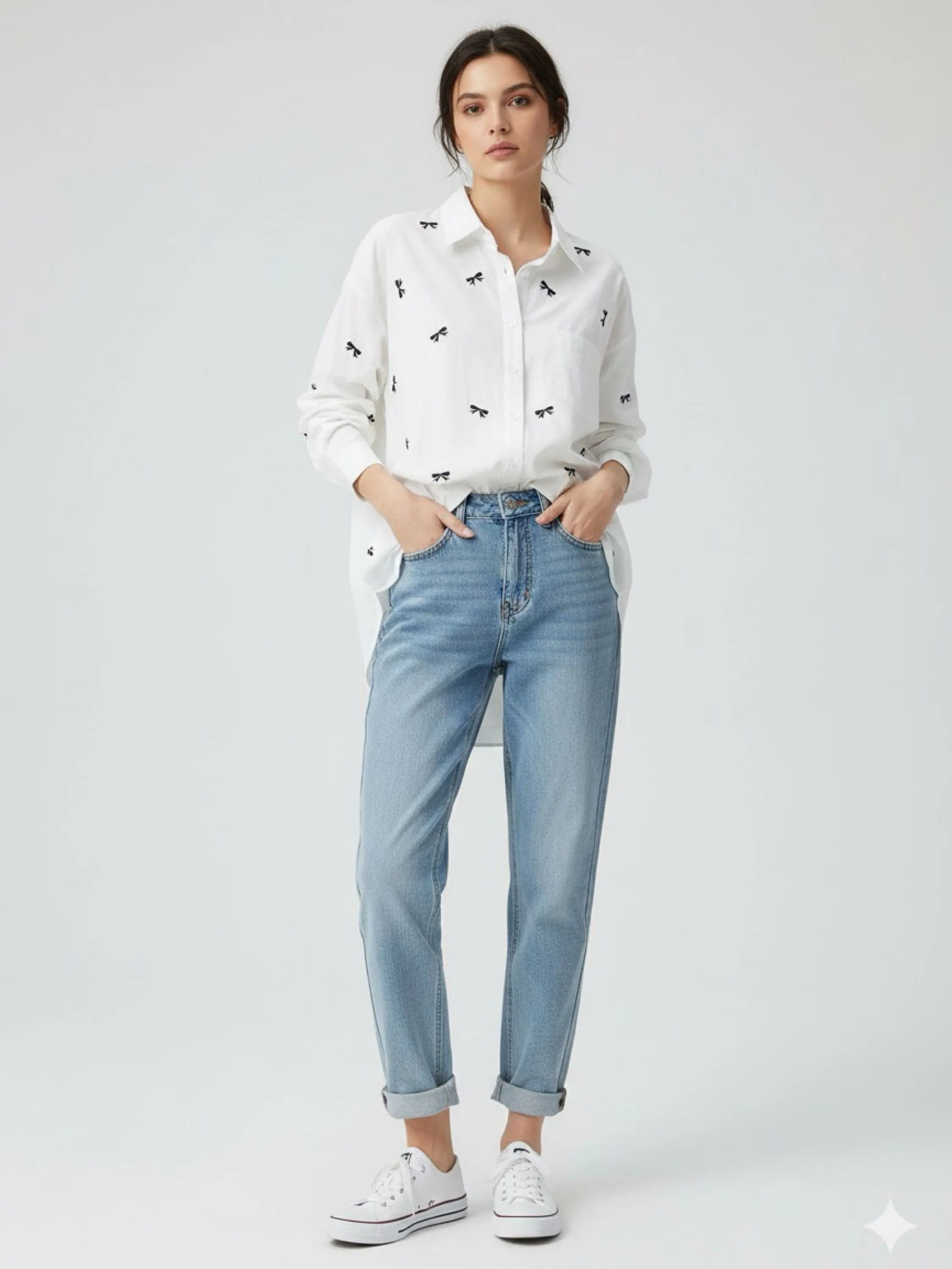 Camisa Feminina Oversized Solta Casual com Estampa de Laço