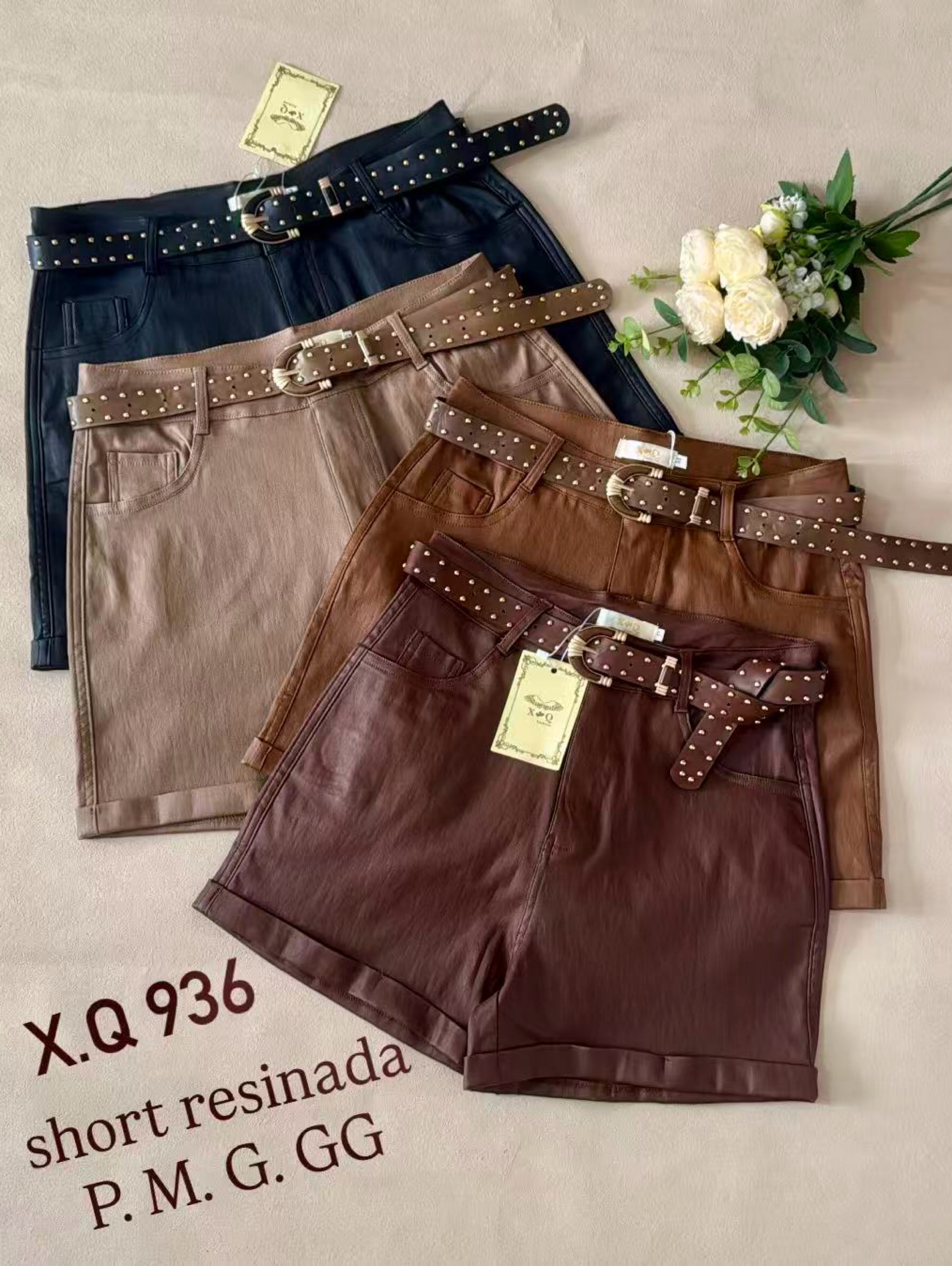 Short resinada importado com cinto