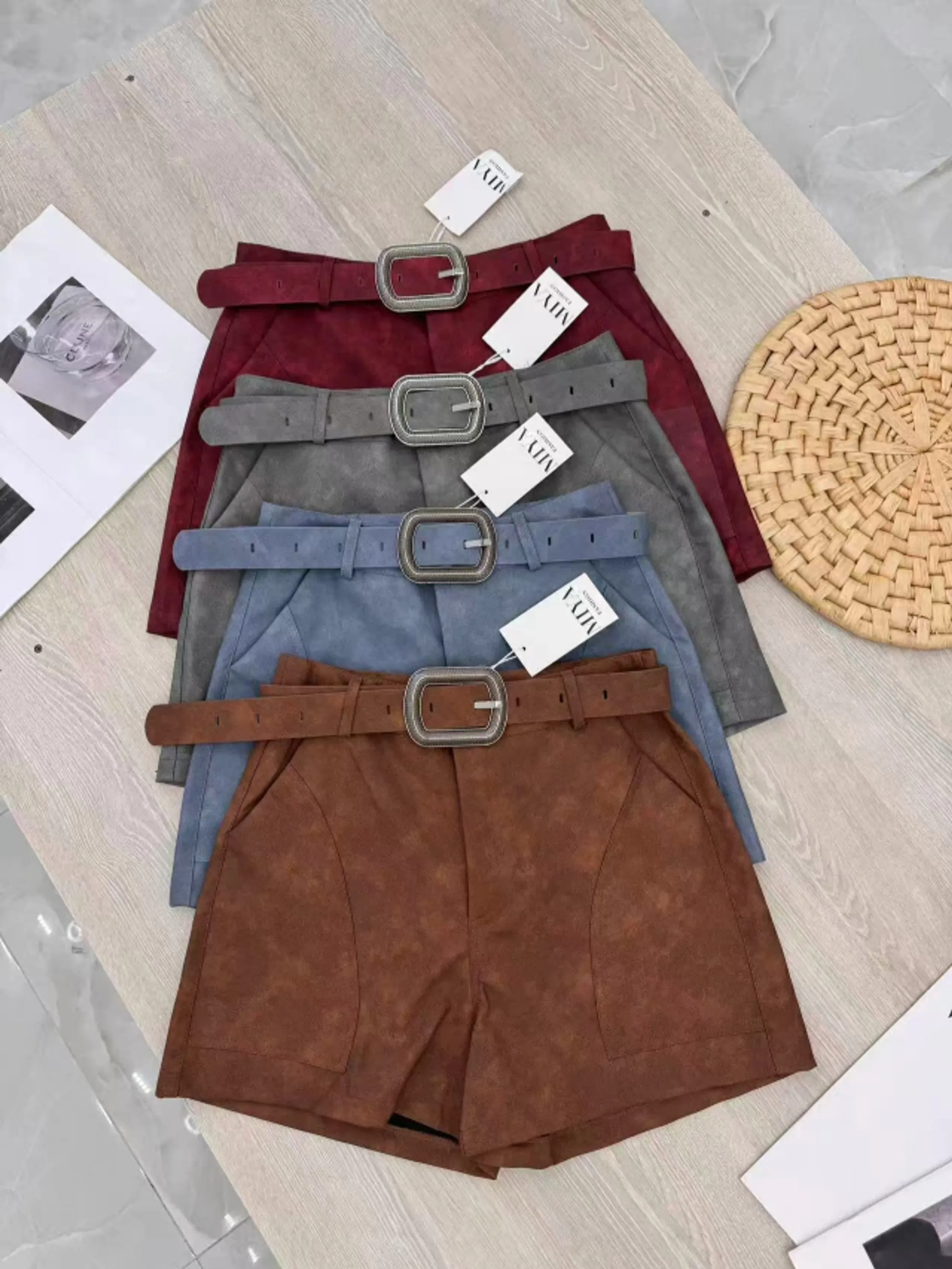 short de couro #m3052