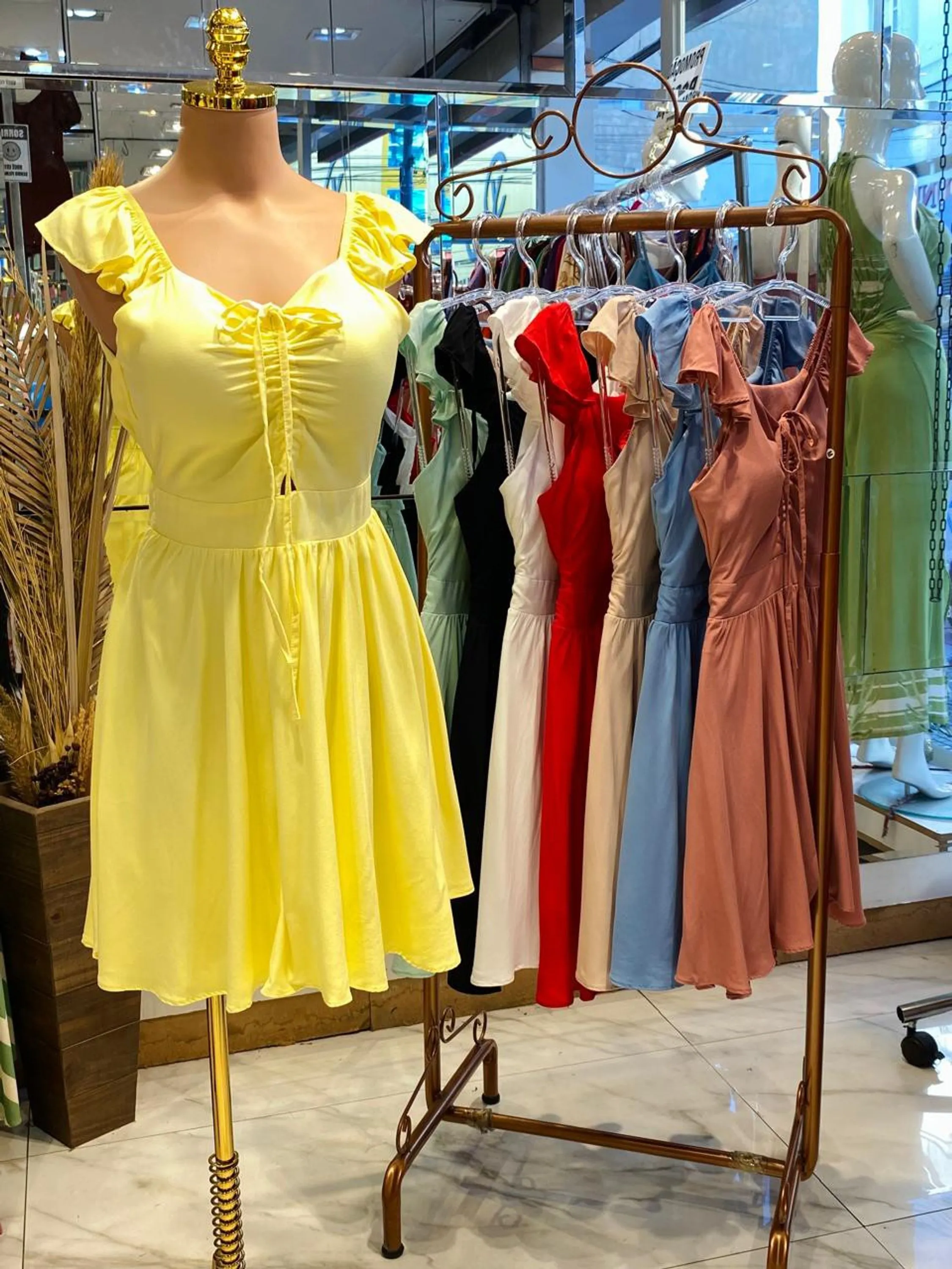 Vestido curto Ciganinha Amarração no Busto Cod: 179