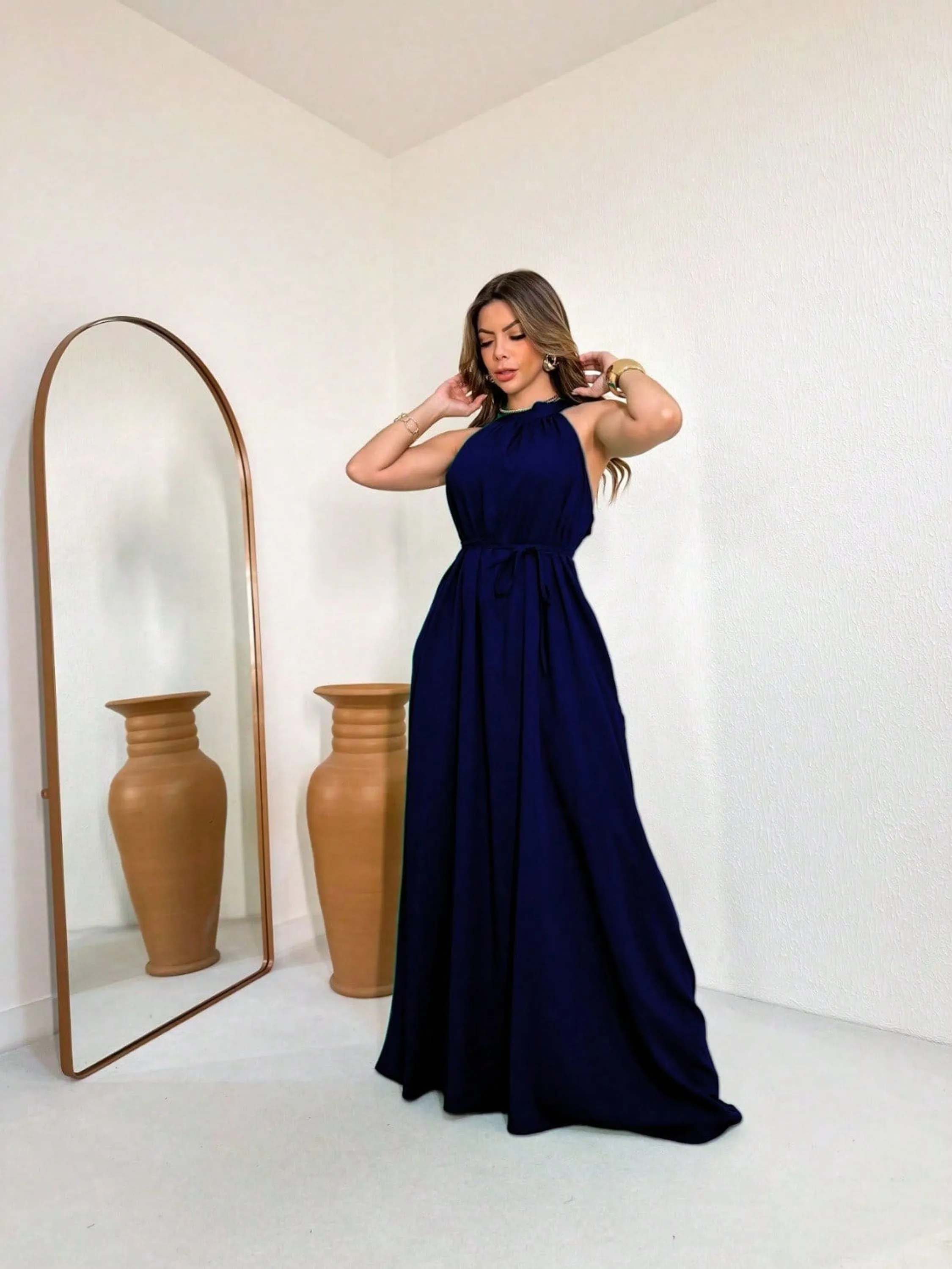 Vestido Longo Gola Alta Liso com Cinto Cod: 191
