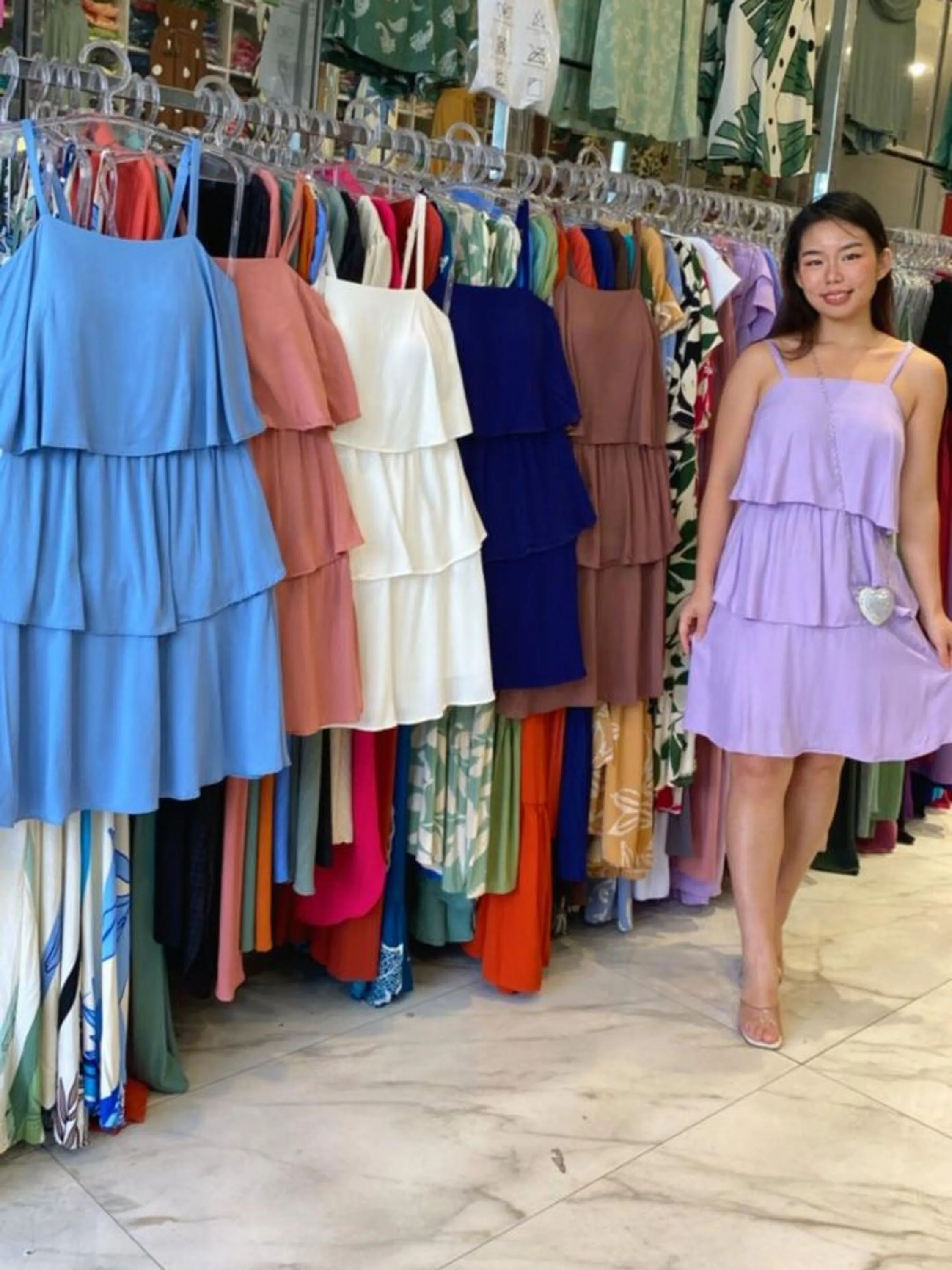 Vestido Curto Camadas de Babado