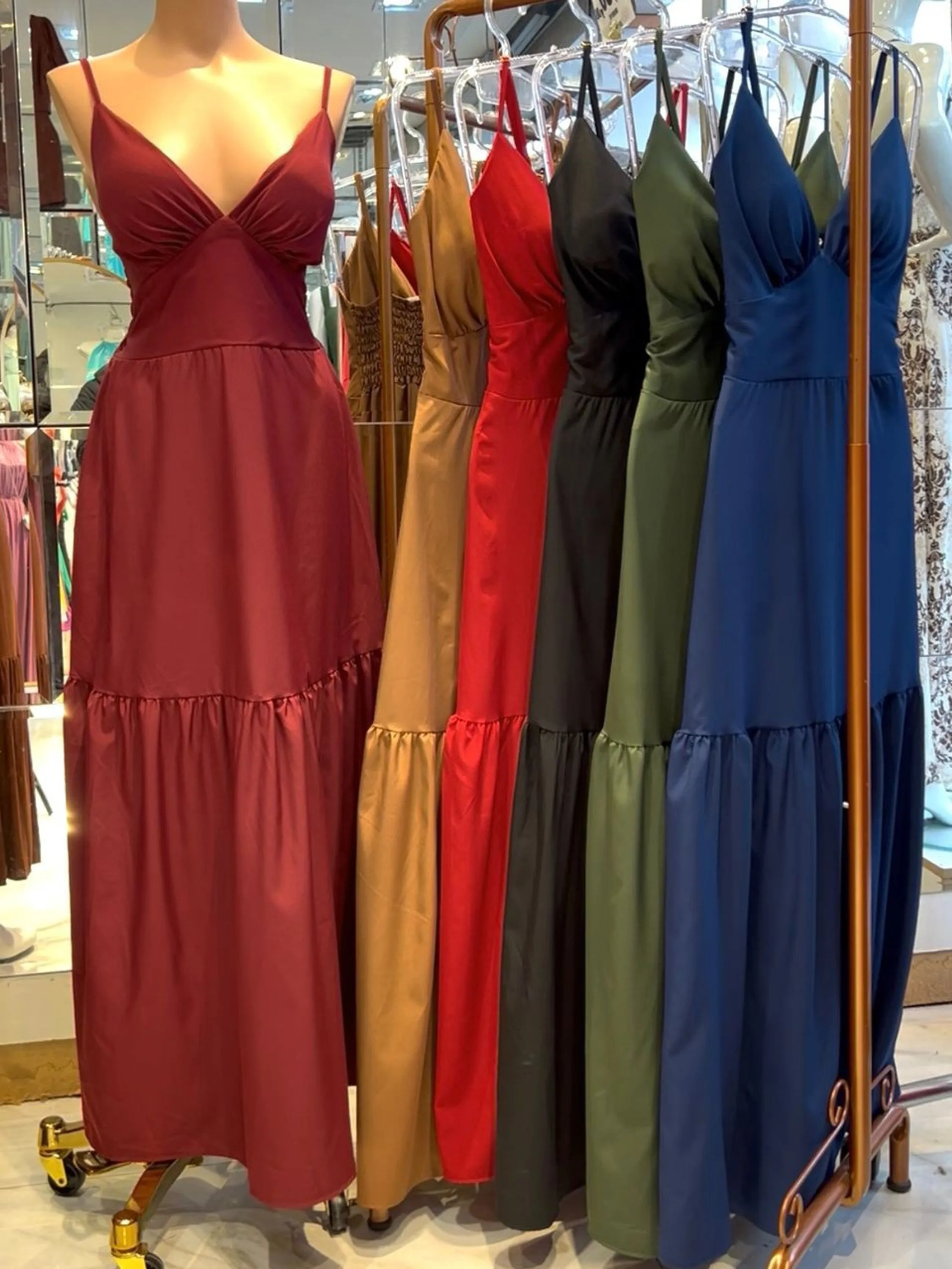 Vestido Feminino Crepe Longo Camadas de Babado Cod: 010