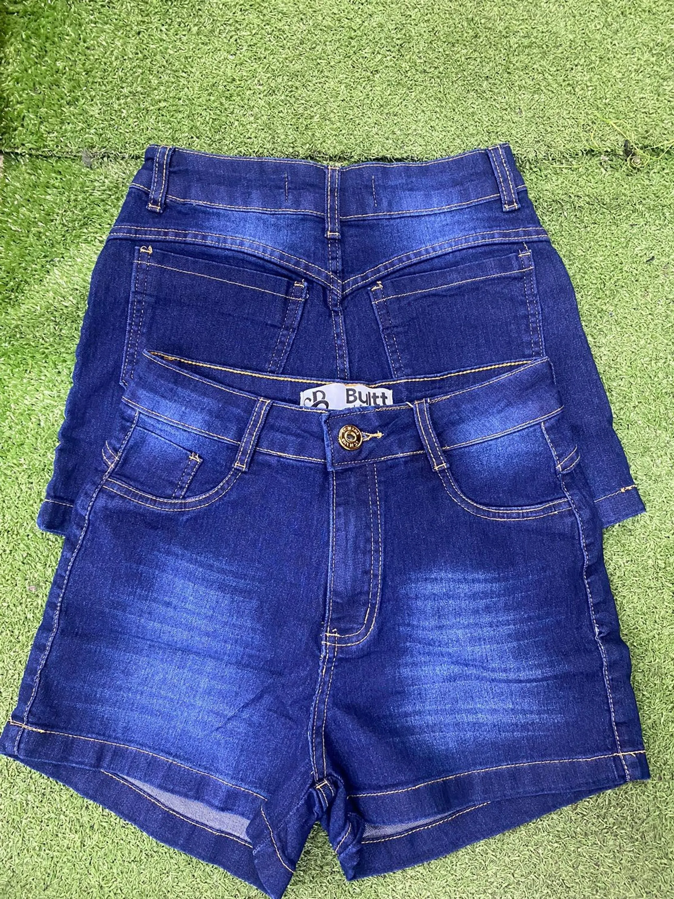 Shorts jeans com laycra