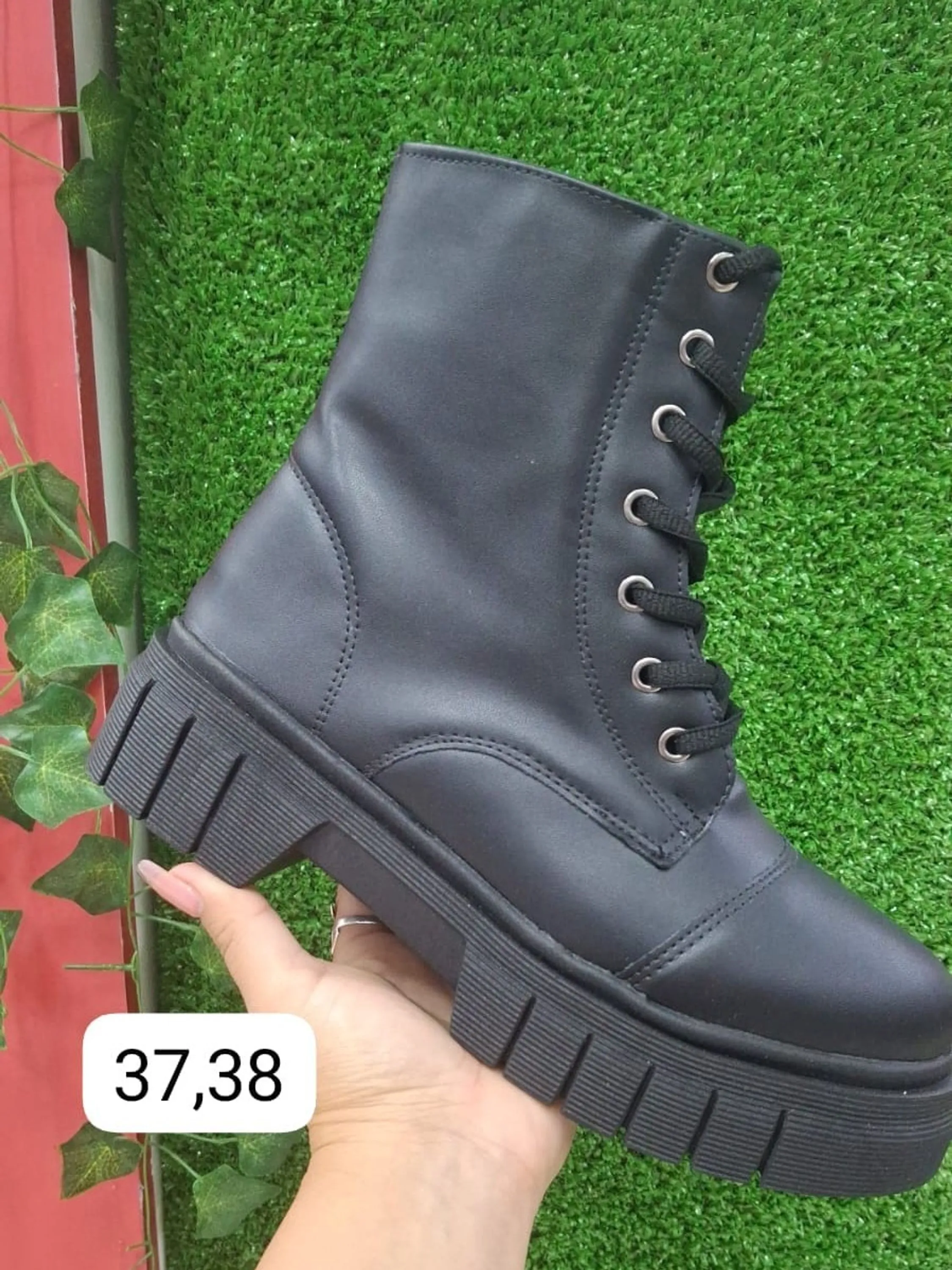 Bota militar