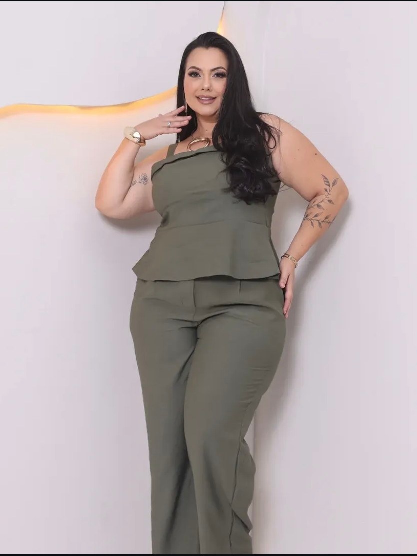 Conjunto Feminino Plus Size Calça Pantalona