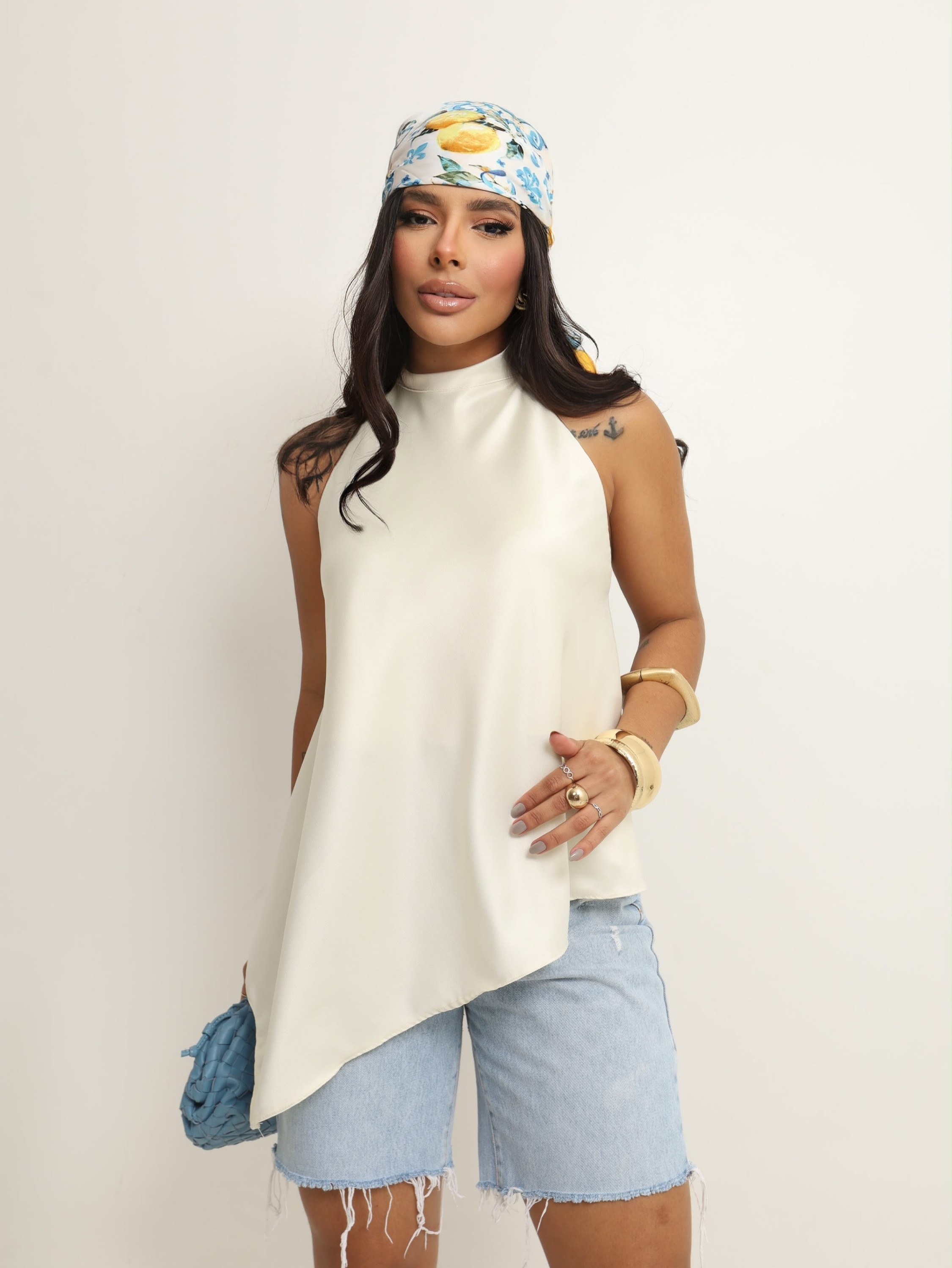 Blusa Feminina Frente Única Gola Alta Cetim ⭐