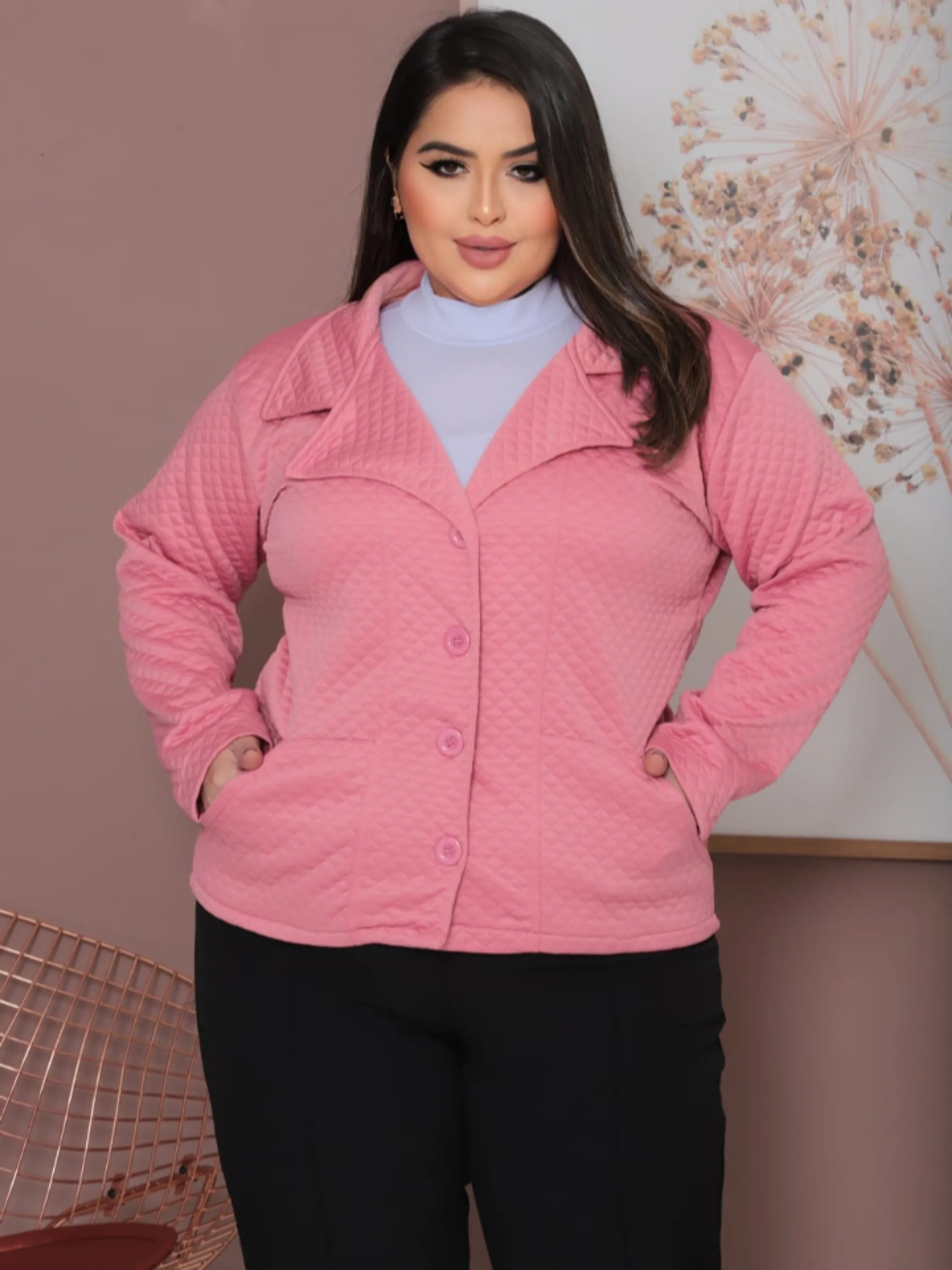 Jaqueta Feminina Plus Size com Botões ⭐