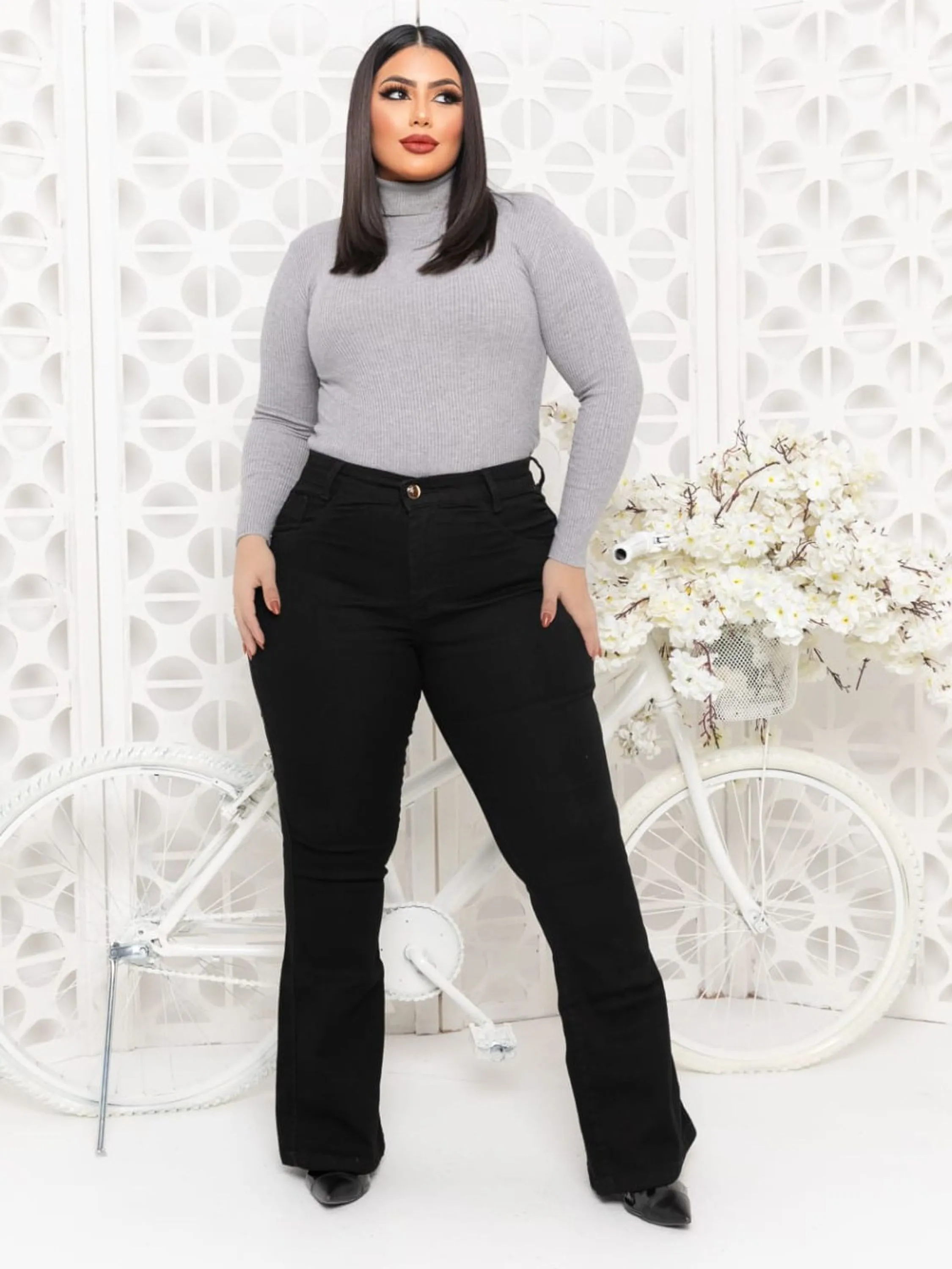 Calça Flare Plus Size Sarja ⭐⭐