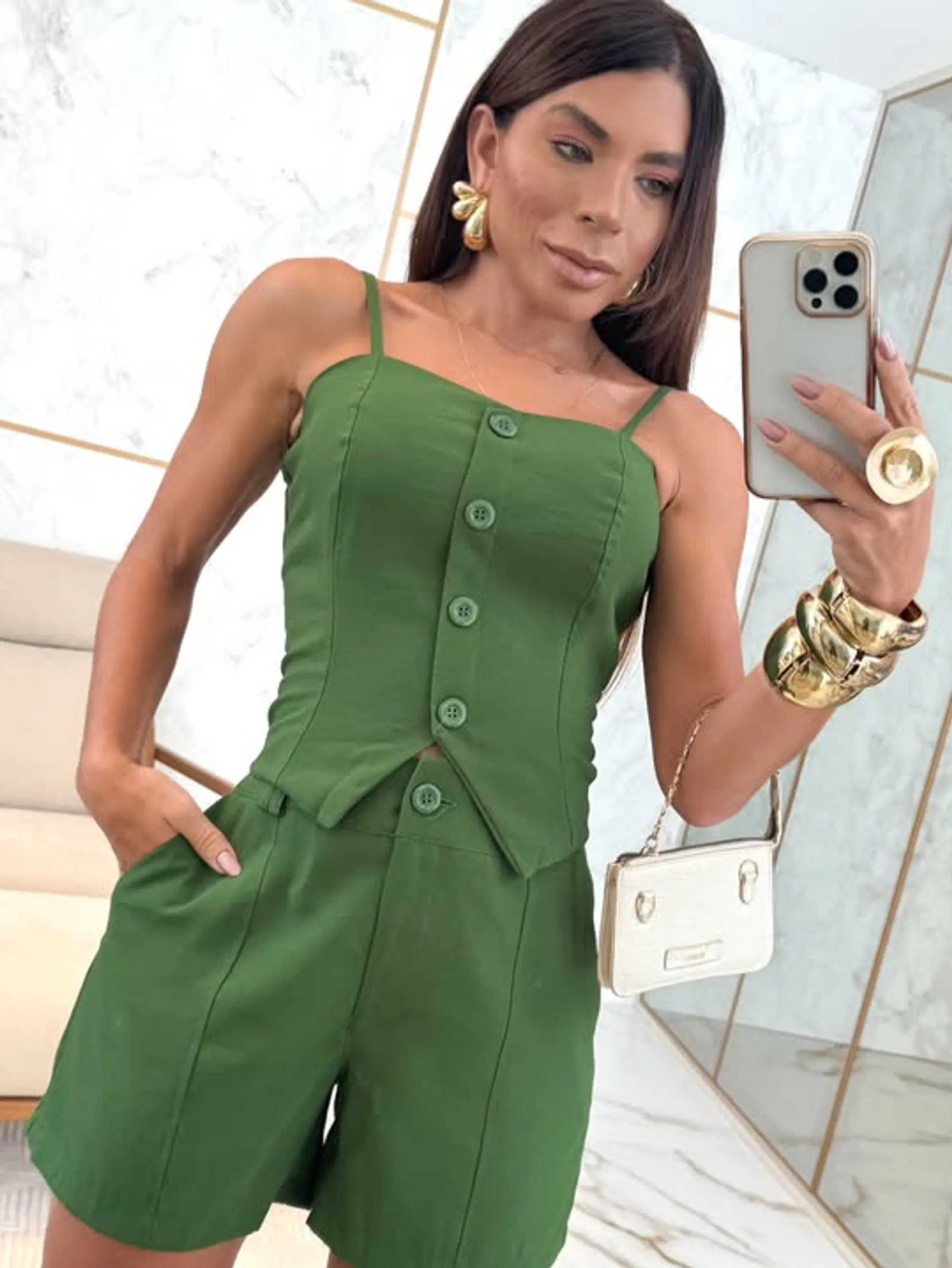Conjunto Feminino Alfaiataria Short e Blusa de Alça ⭐