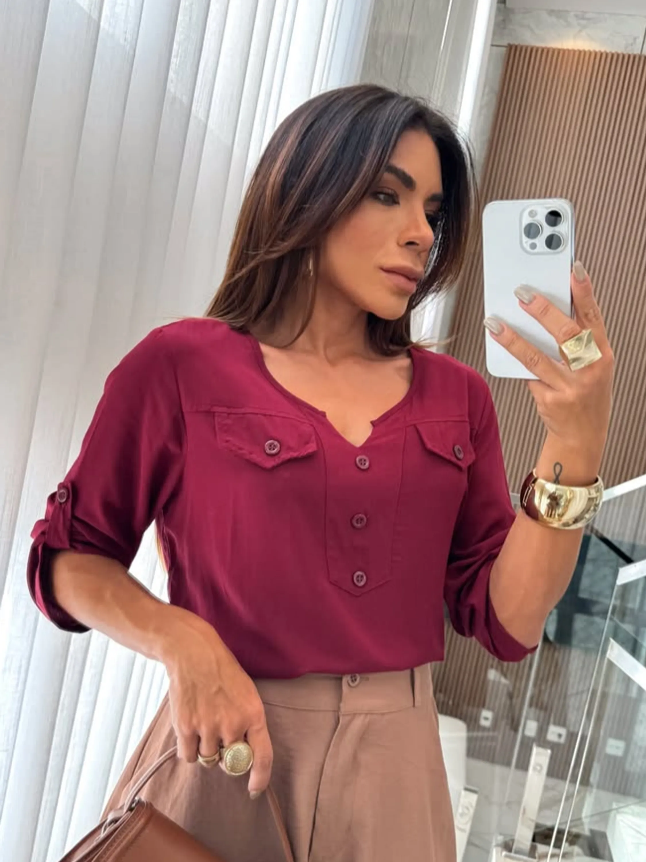 Camisa Feminina Manga 3/4 Detalhe com Botões ⭐