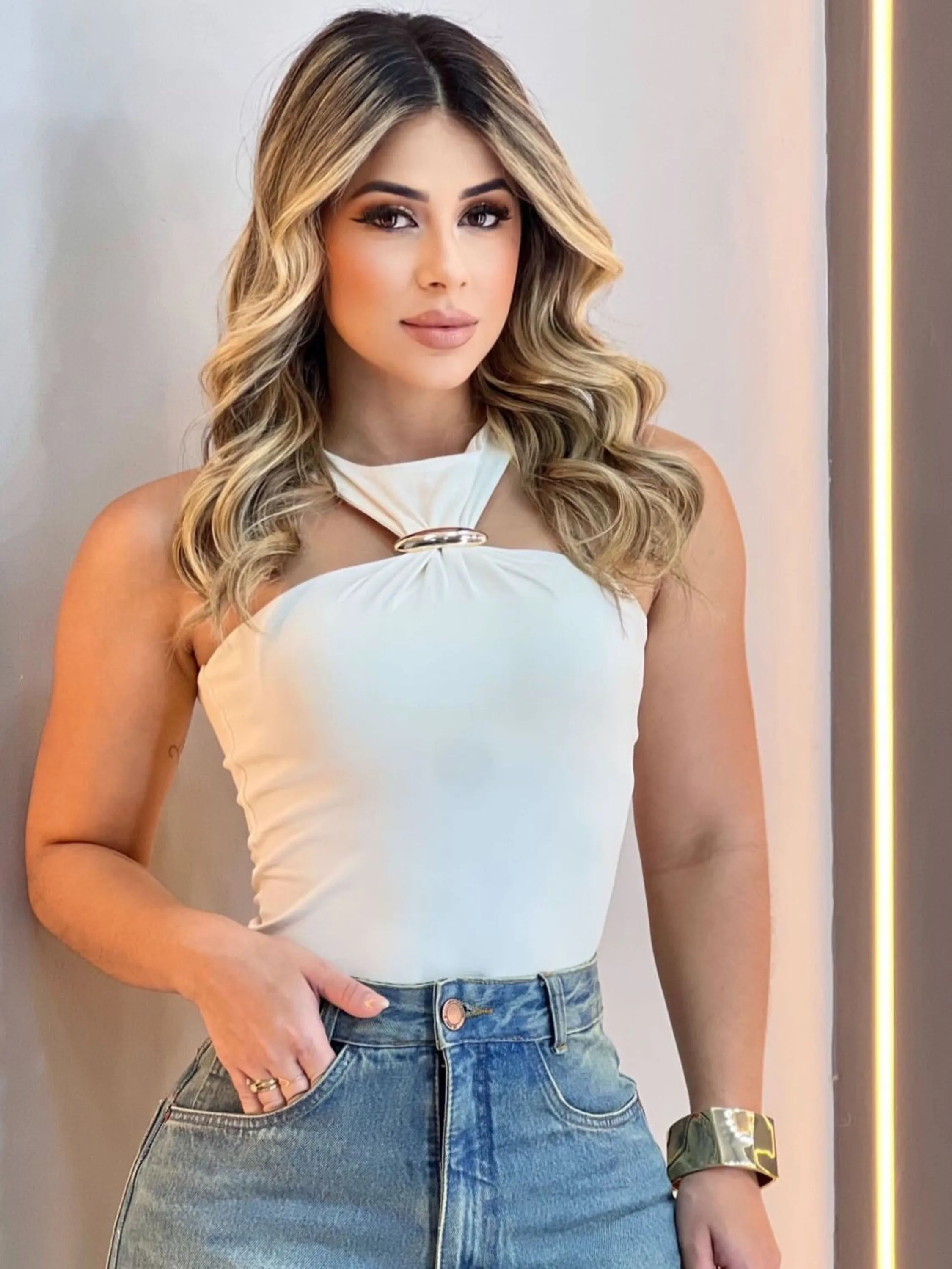 Body Feminino Manga Nula com Gola ⭐