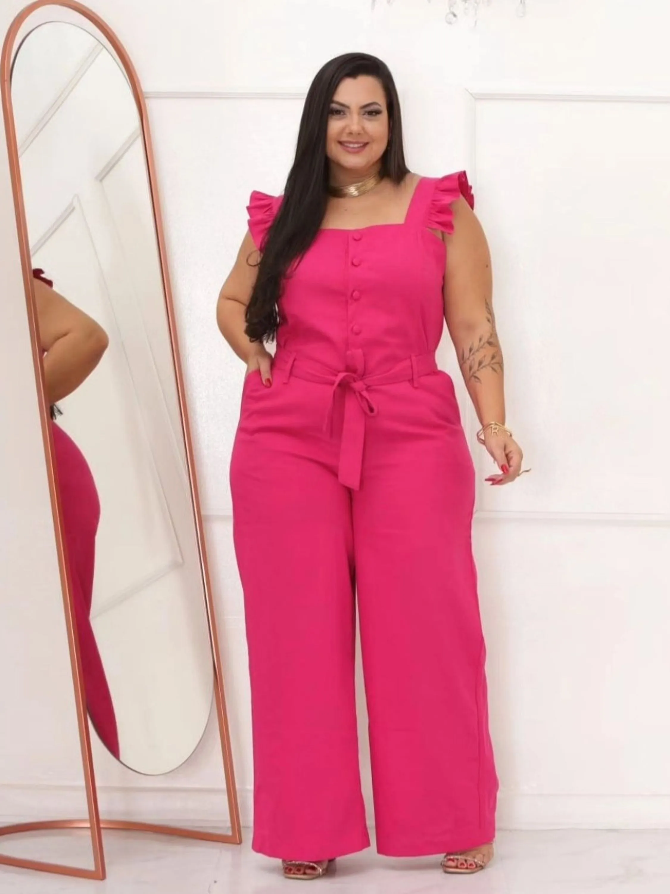 Macacão Feminino Plus Size em Linho ⭐