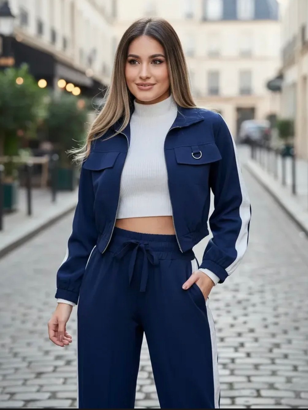 Conjunto Feminino Calça e Jaqueta Detalhes