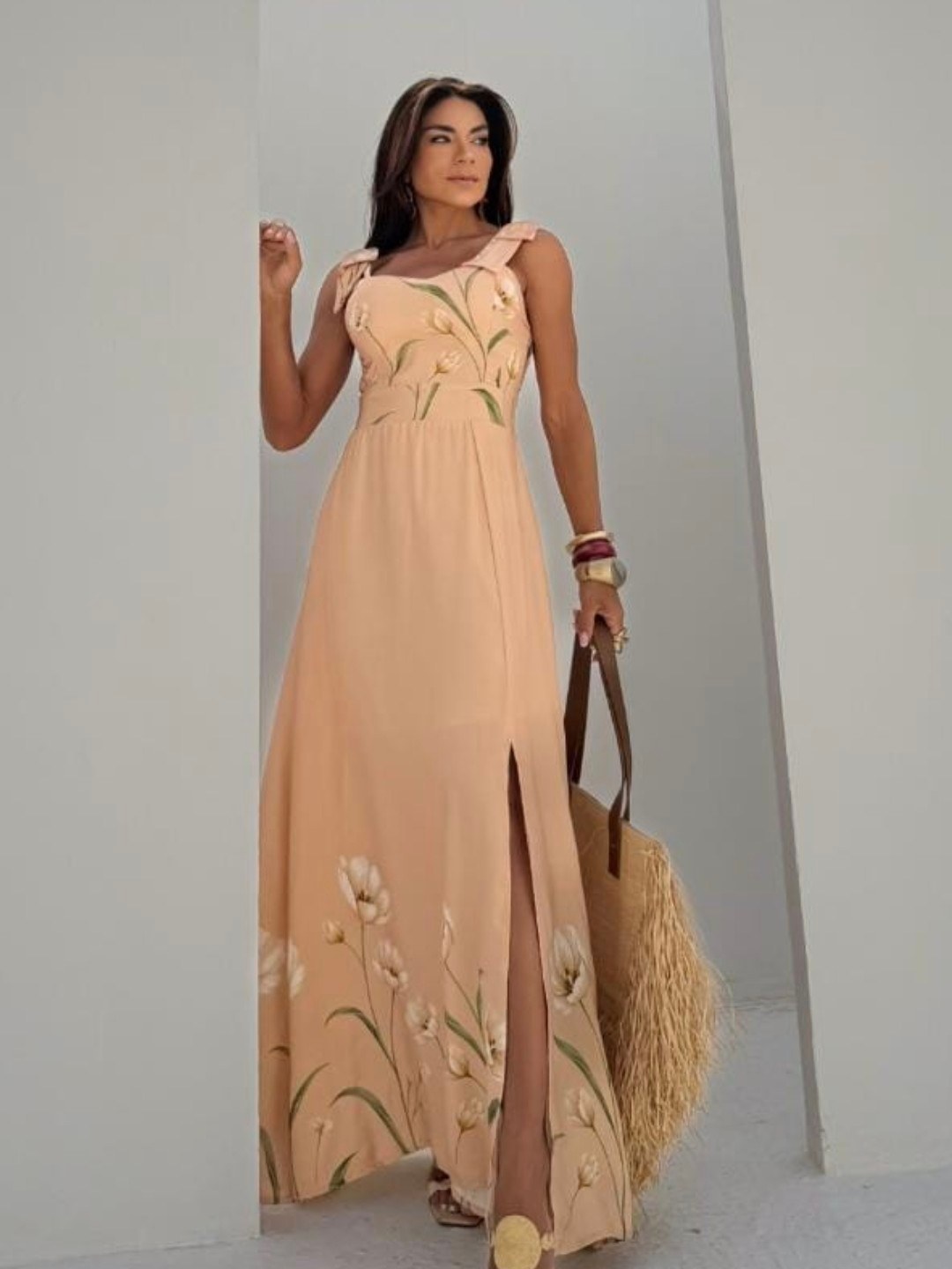 Vestido Feminino Floral Fenda Lateral