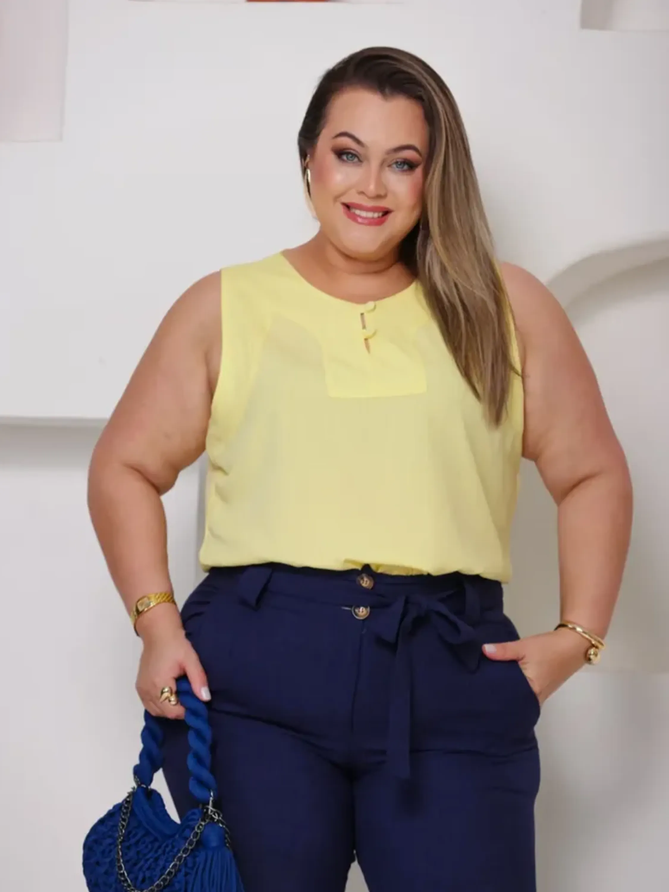 Regata Feminina Elegante Plus Size ⭐