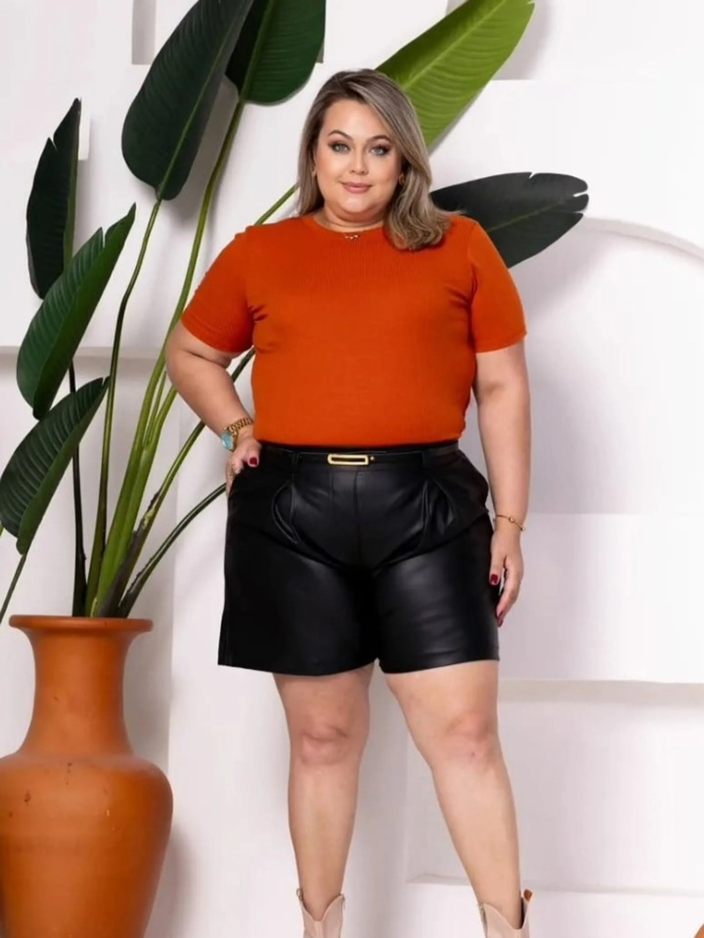 Short Courino Plus Size com Cinto ⭐✨