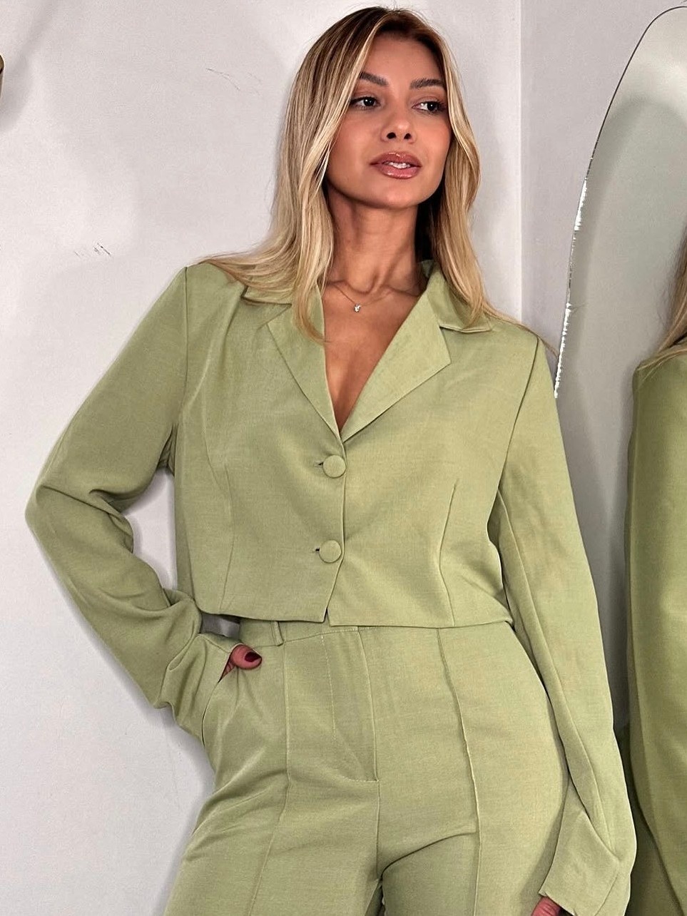 Conjunto Feminino Calça e Blazer