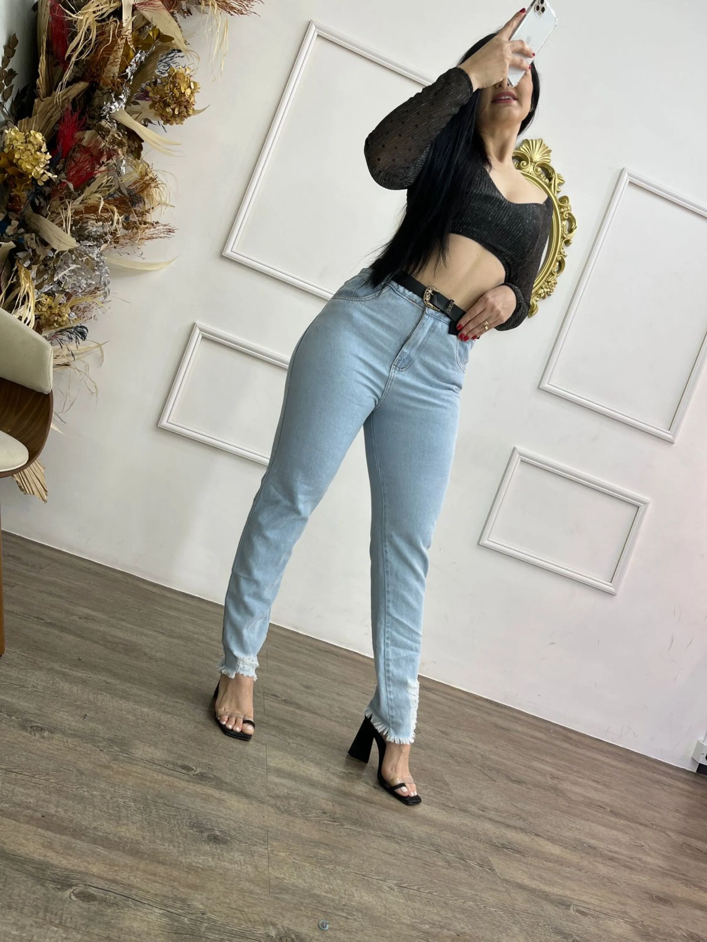 Calça Jeans Mom Clara