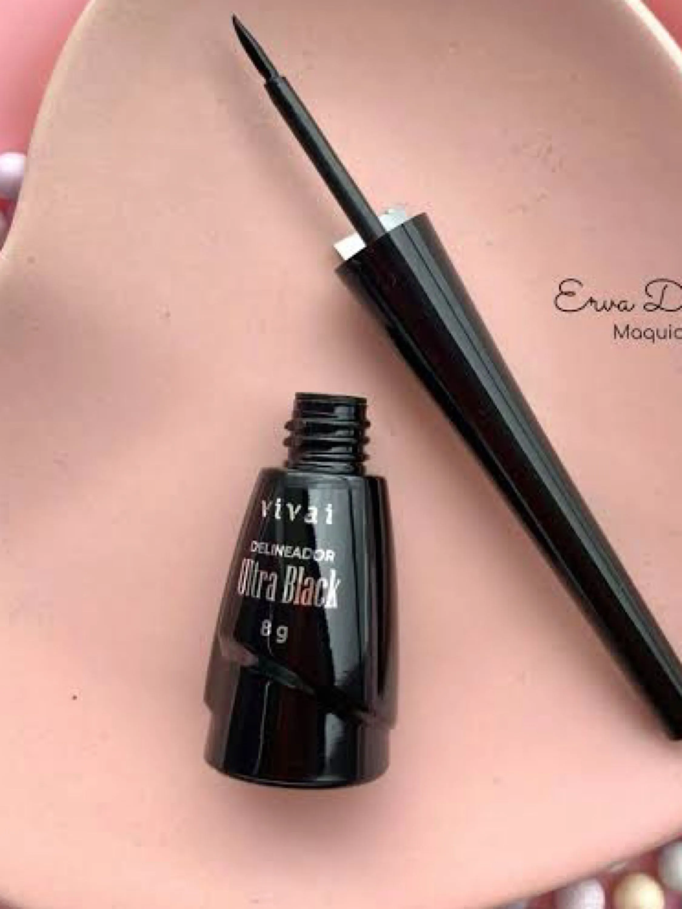 Delineador líquido Ultra Black Vivai - Naluna Makeup