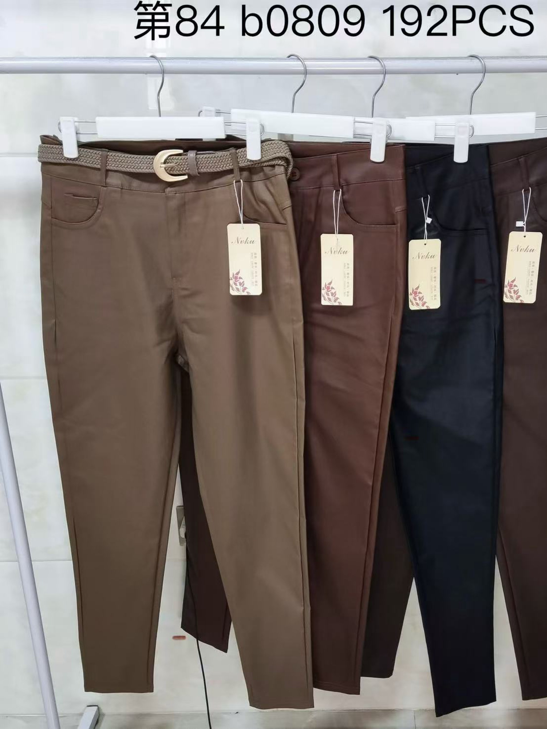 Calça resinada com elastano com cinto wei060708