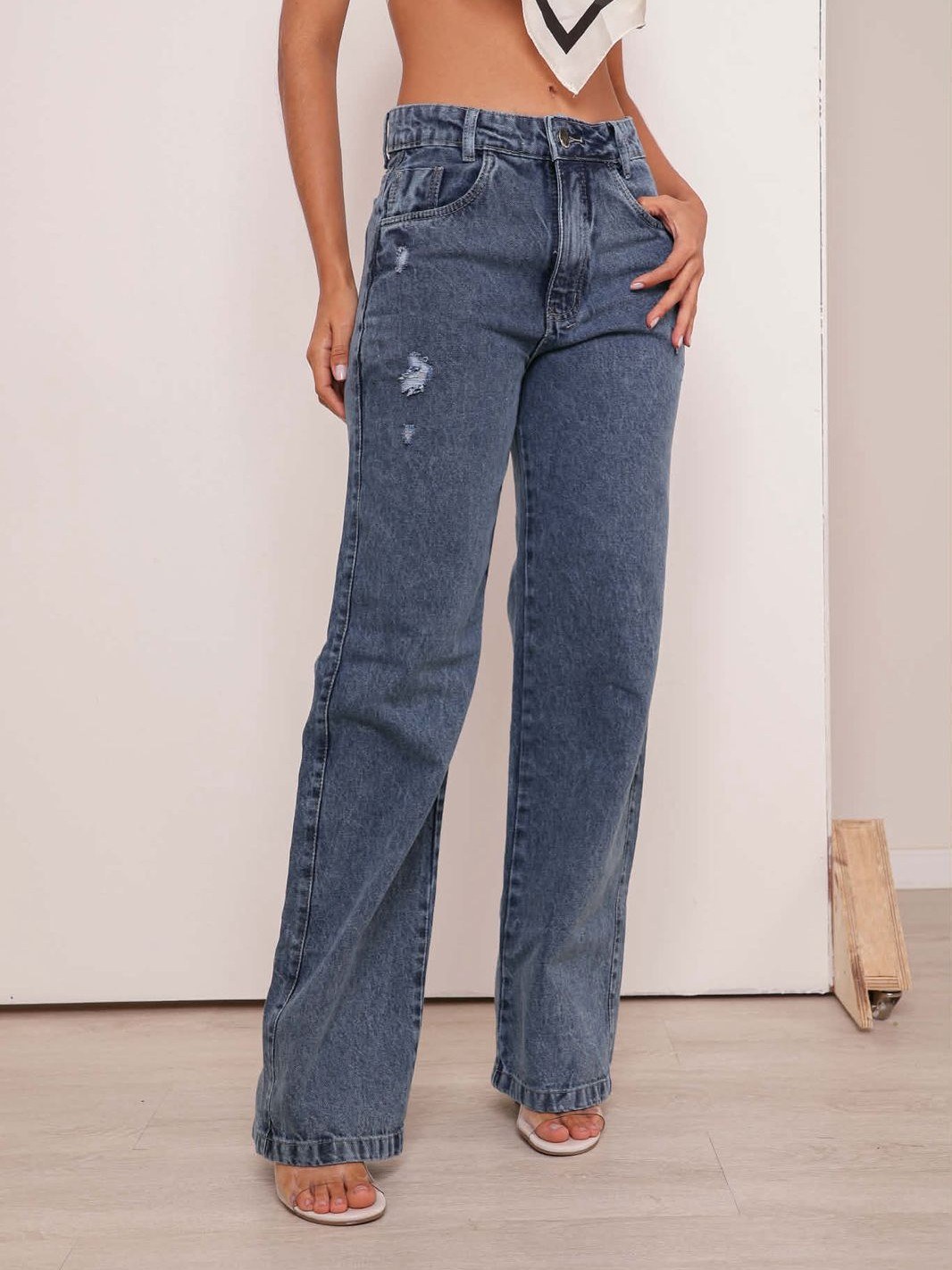 Wide leg jeans