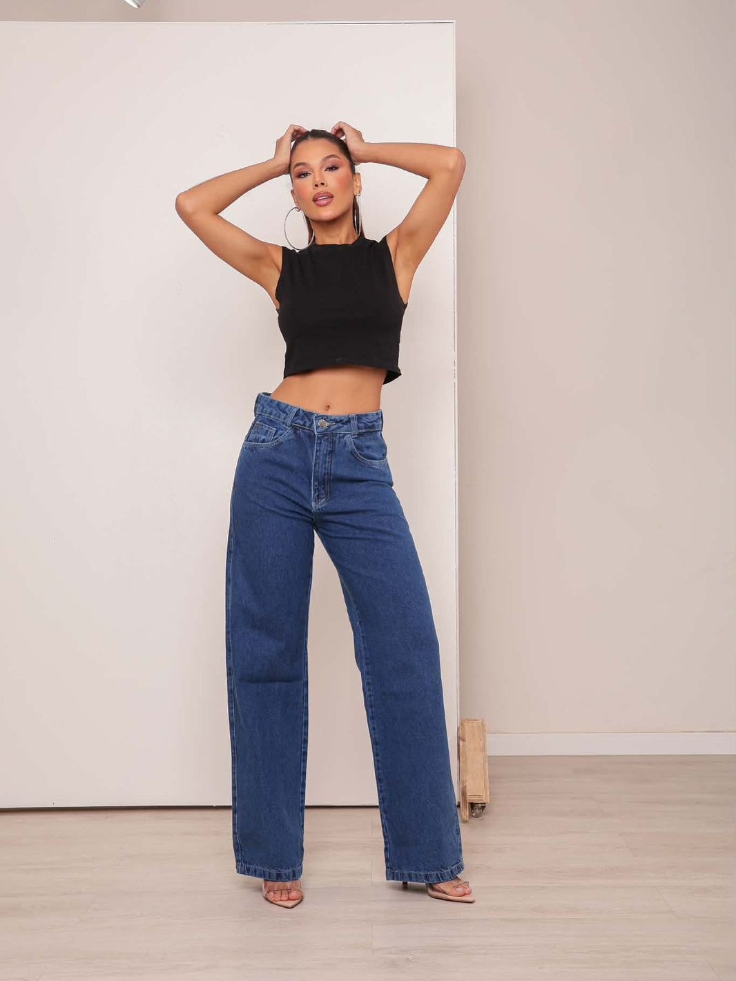 Wide leg jeans