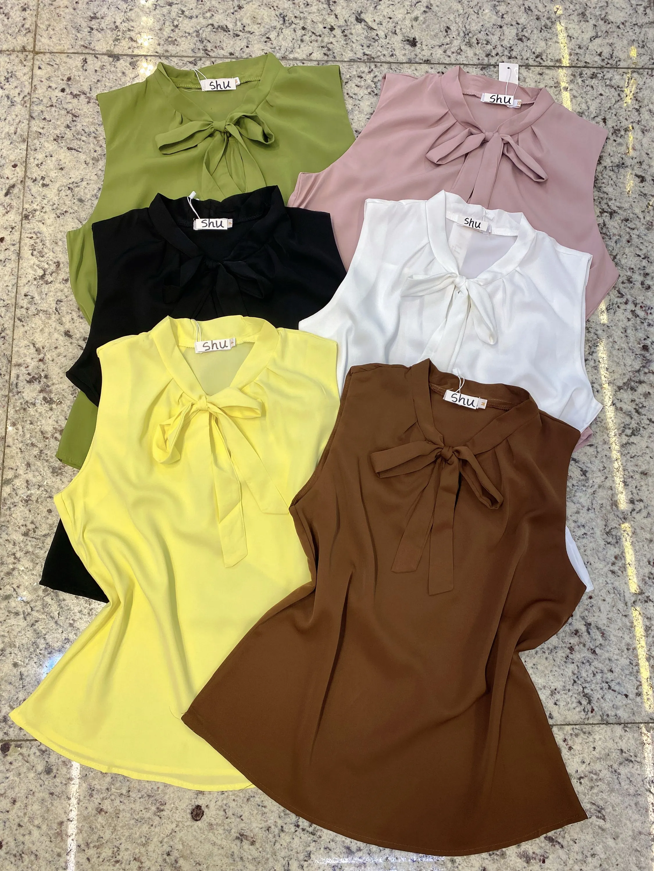 blusa lisa sem manga shu loja