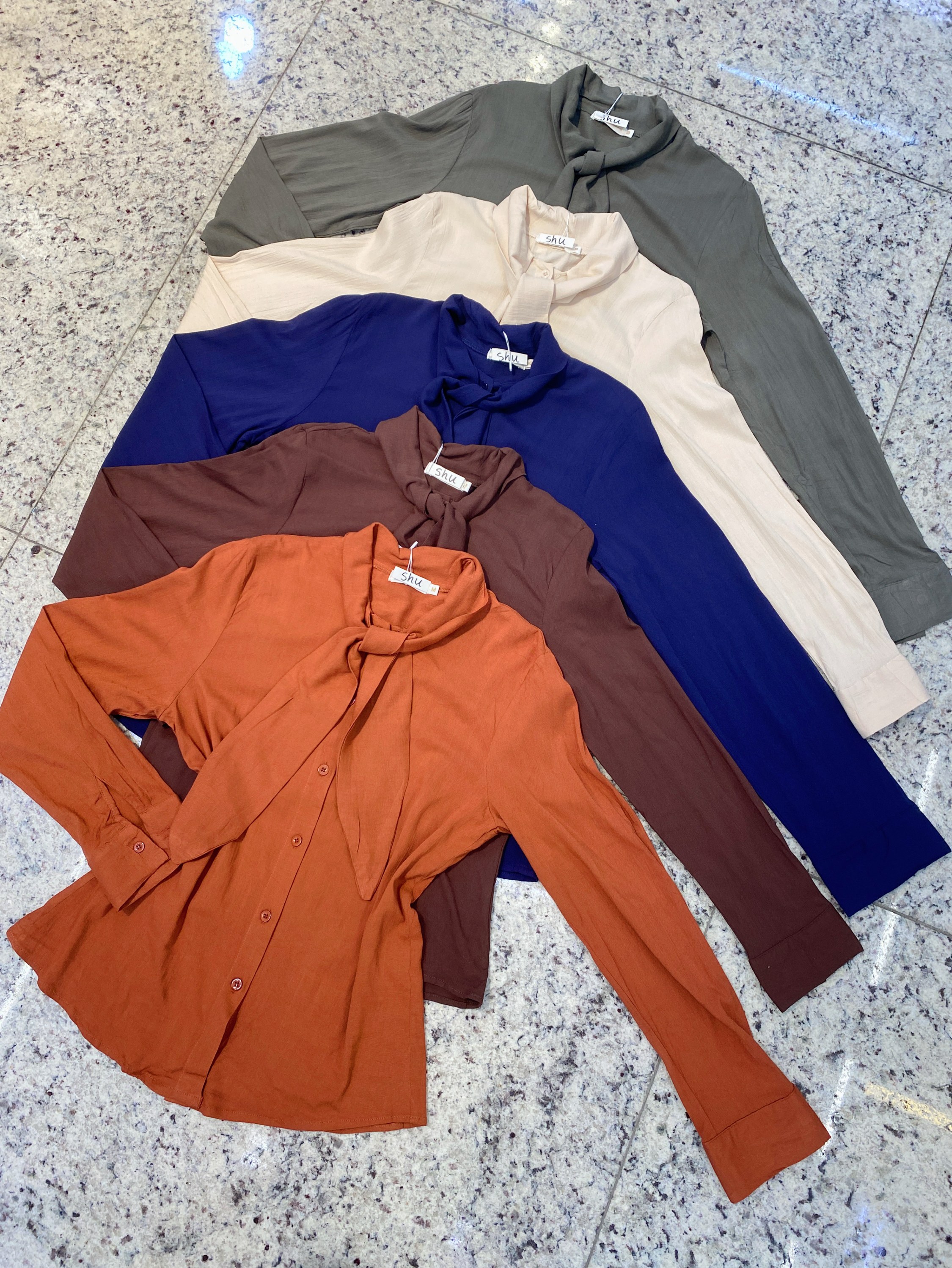 camisa lisa com elastano manga longa shu loja