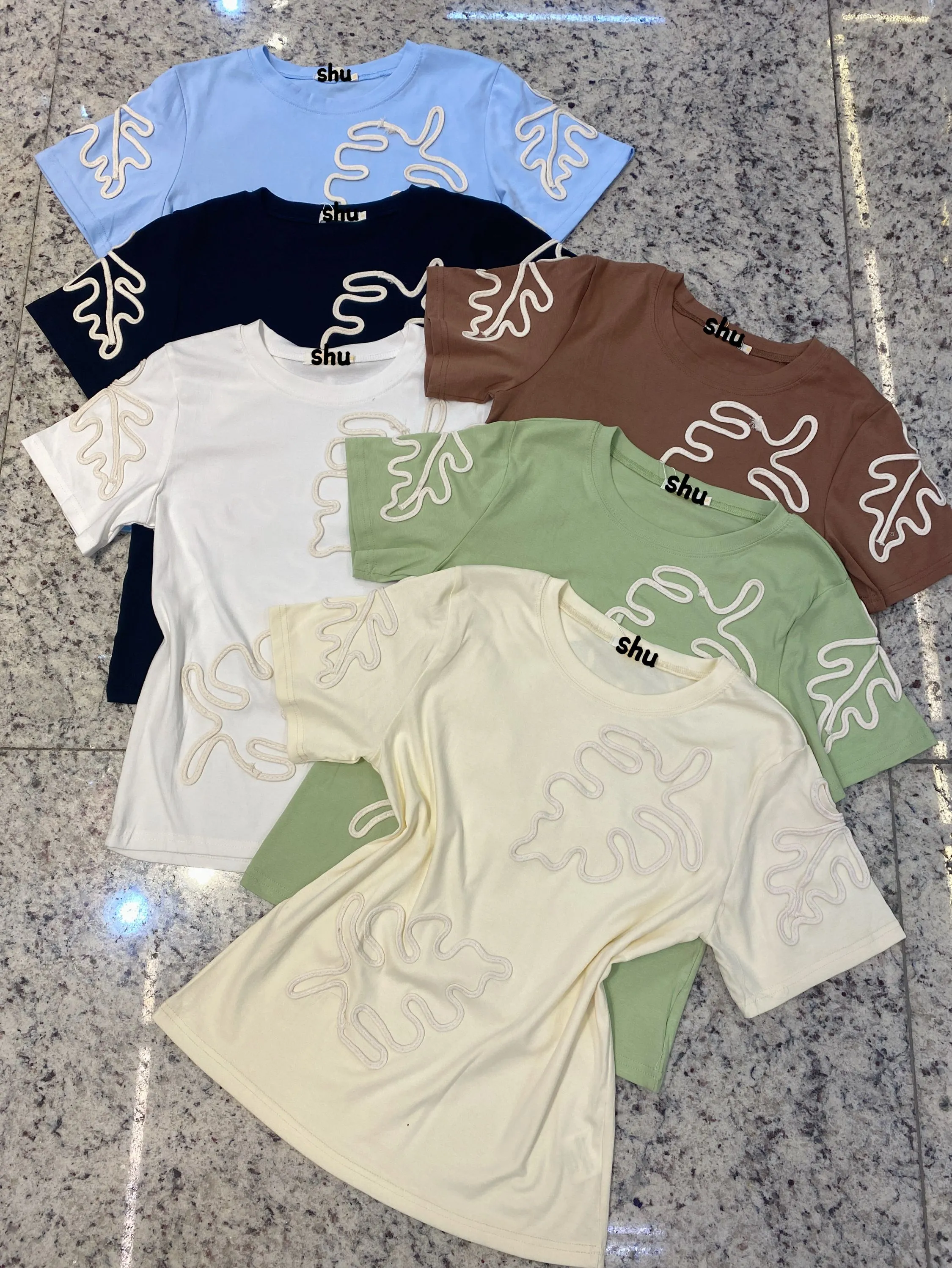 T-shirt manga curta shu loja