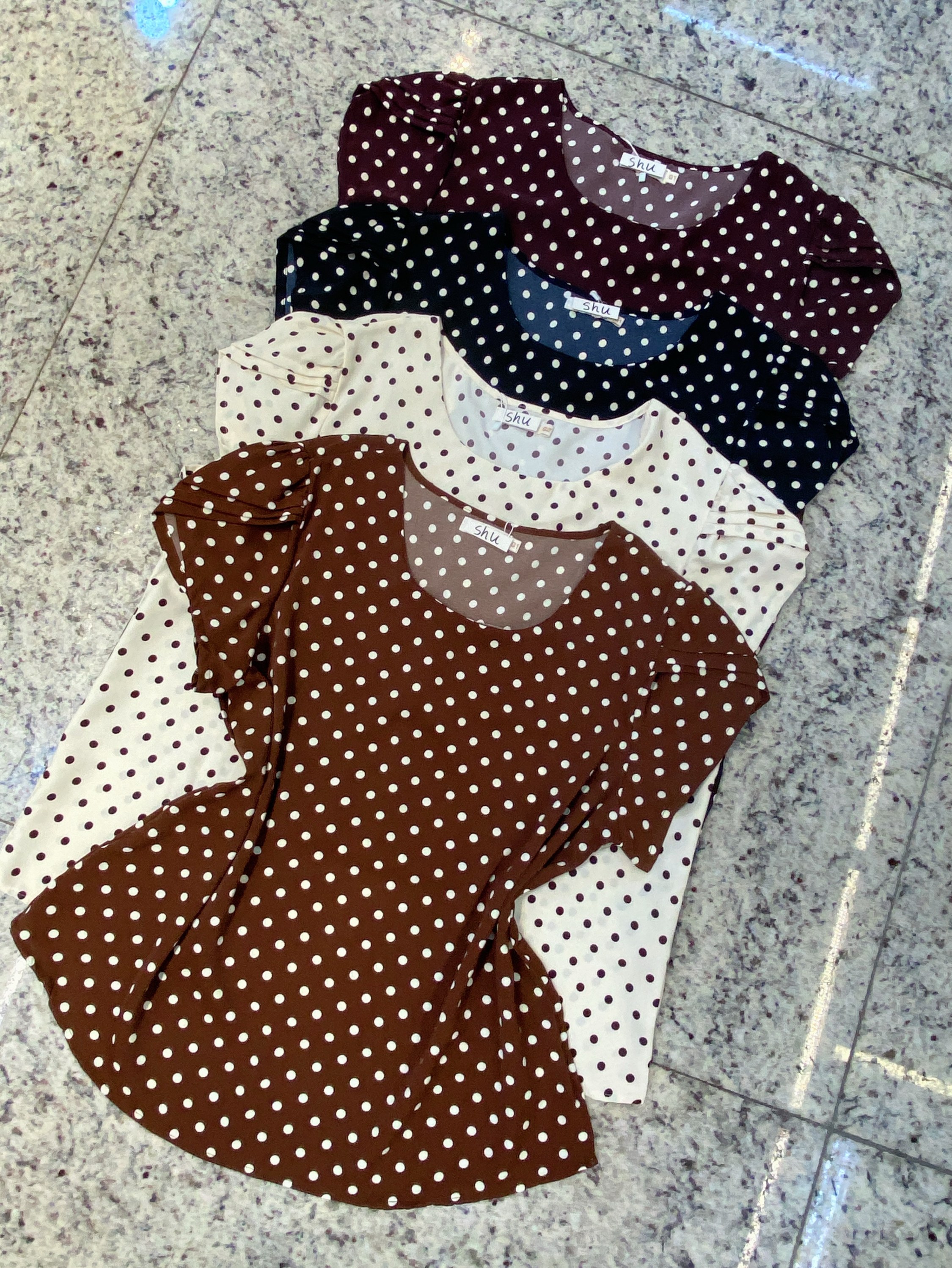 plus size com bolinha manga curta shu loja