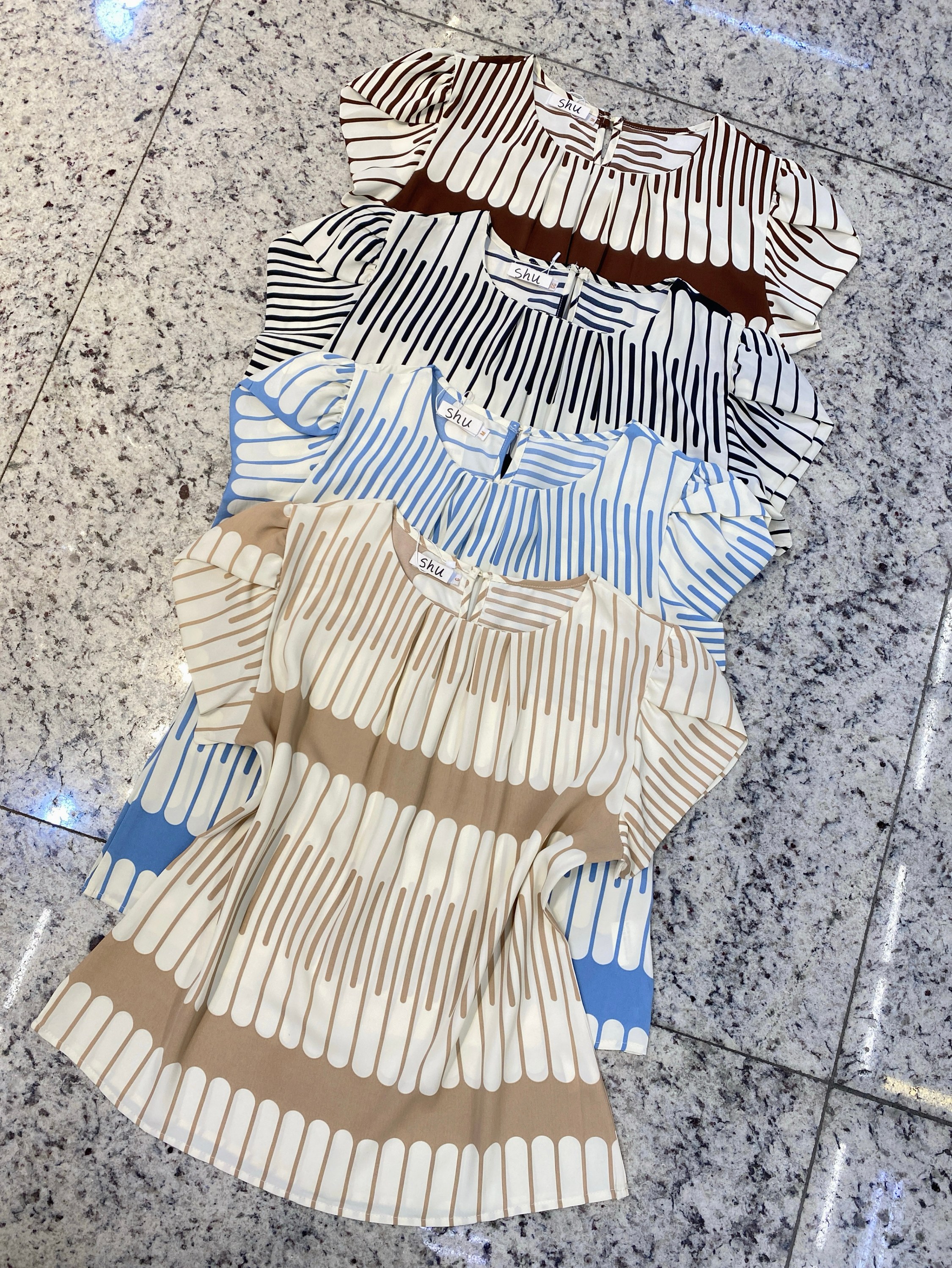 blusa estampada manga curta shu loja