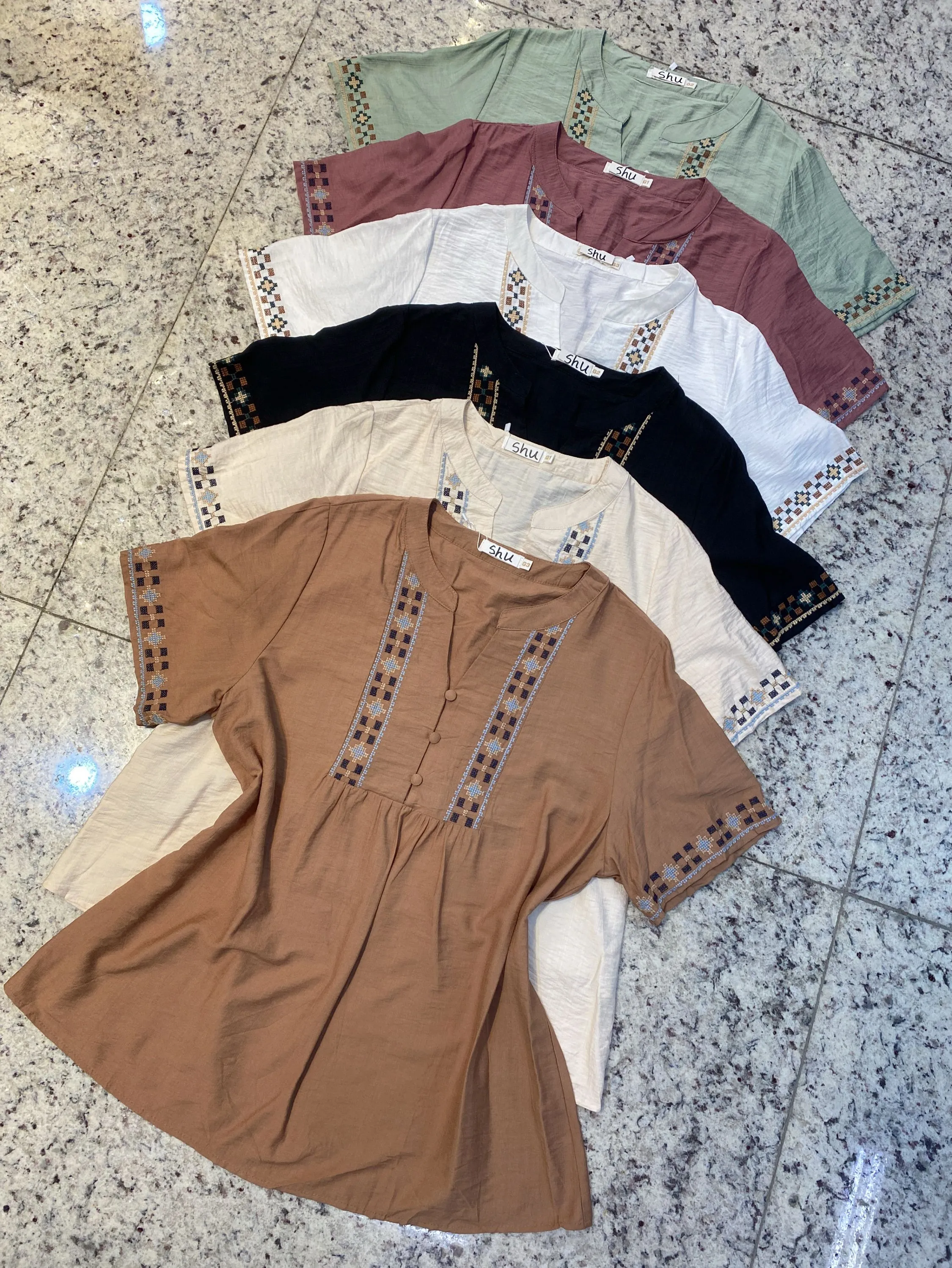 plus size com bordado manga curta shu loja