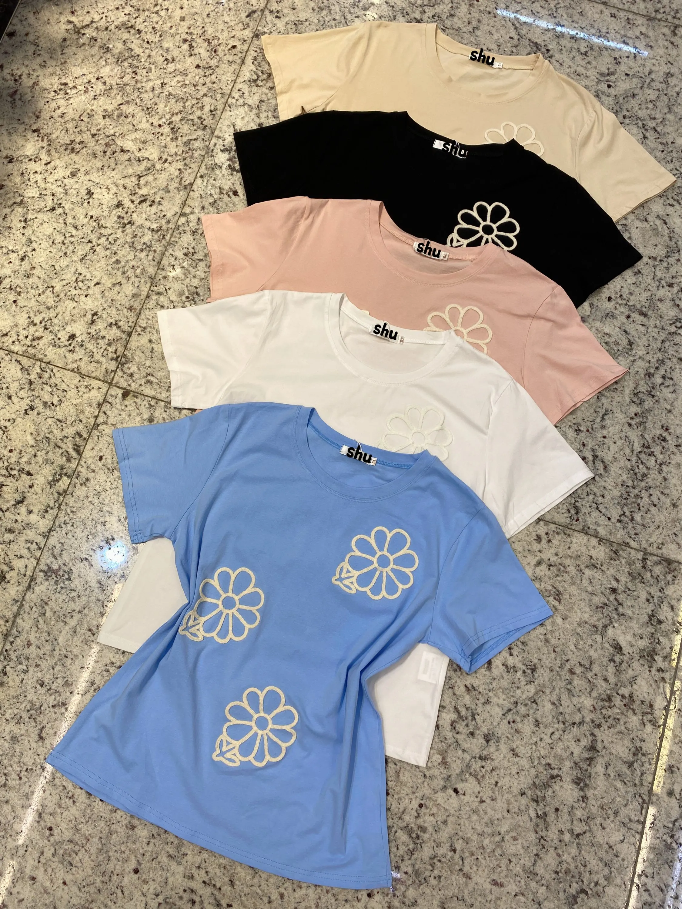 T shirt de plus size manga curta shu loja