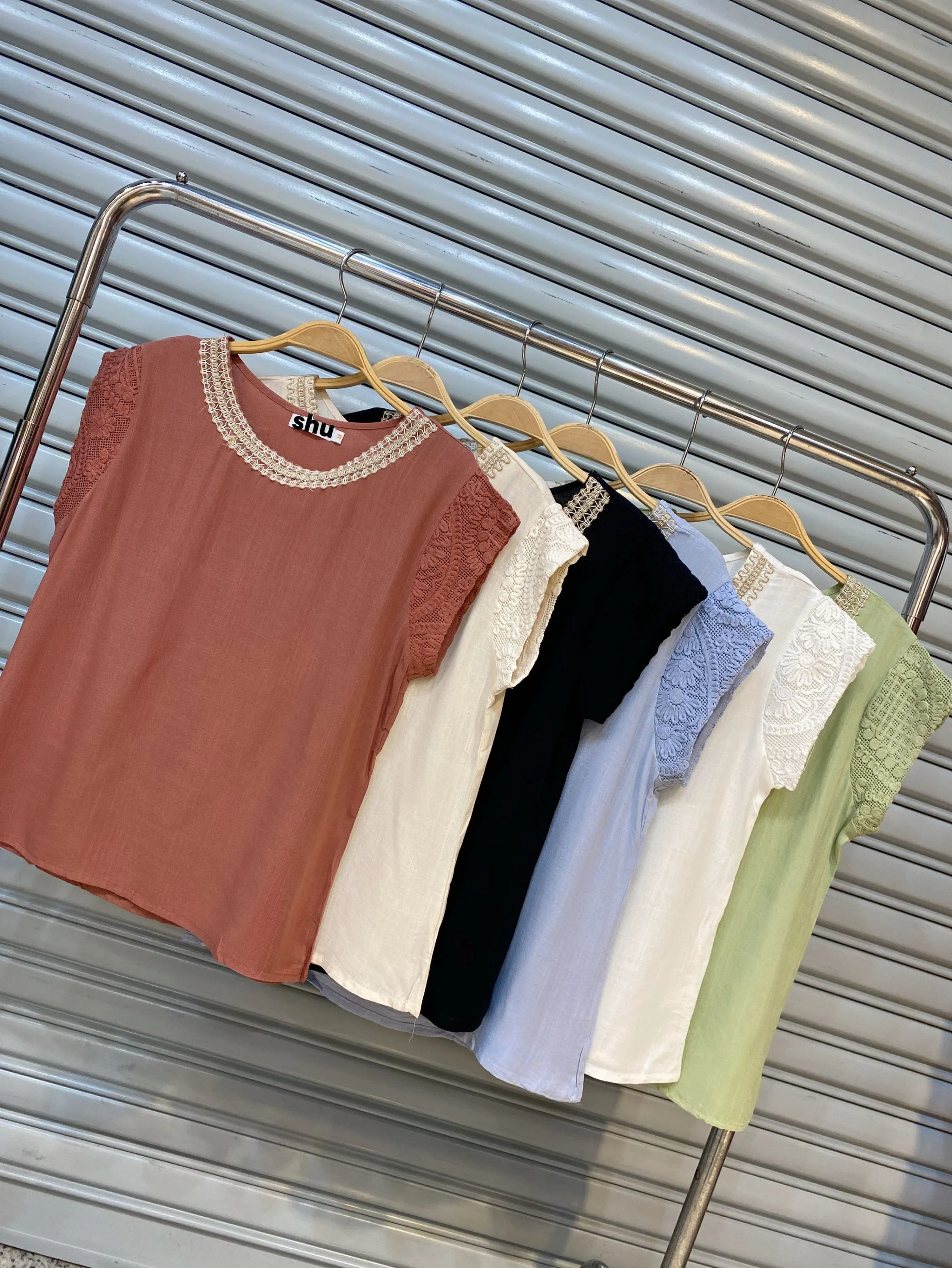 blusa lisa manga curta shu loja